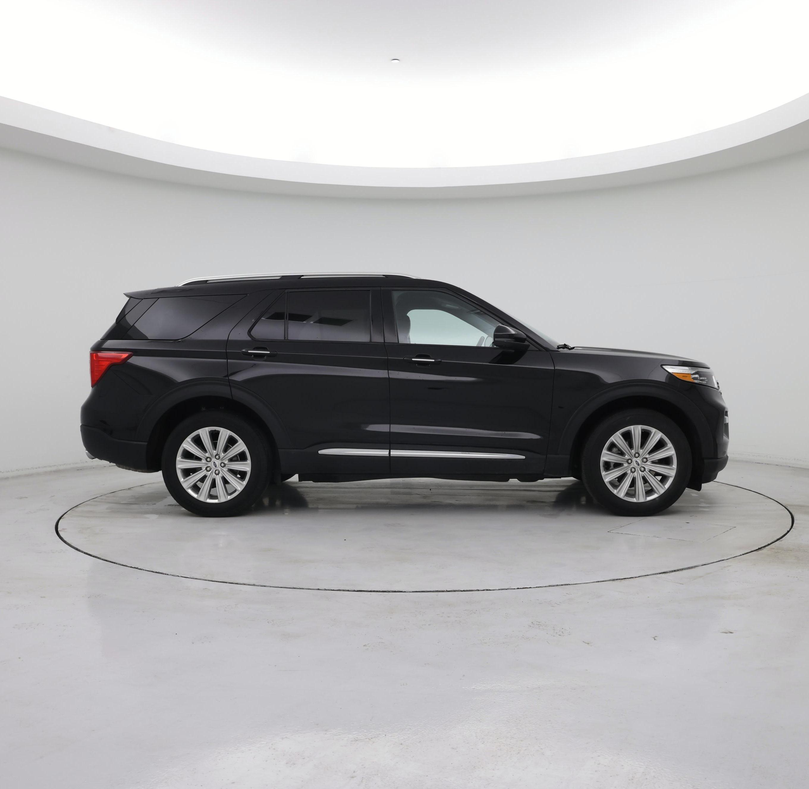 Thumbnail: 2022 Ford Explorer - 7