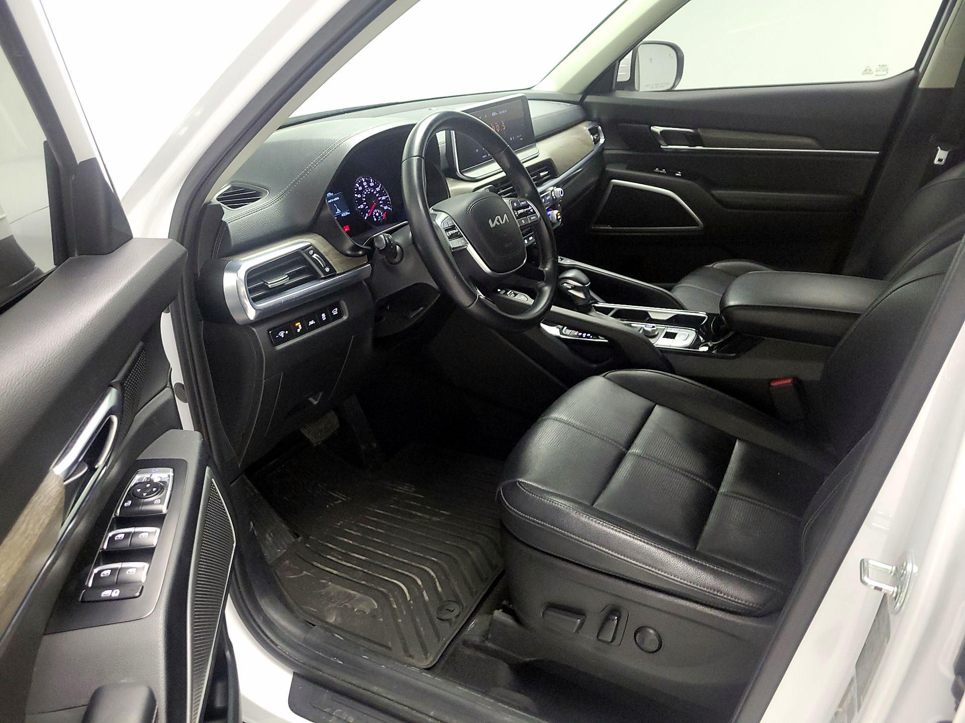 Thumbnail: 2022 Kia Telluride - 11