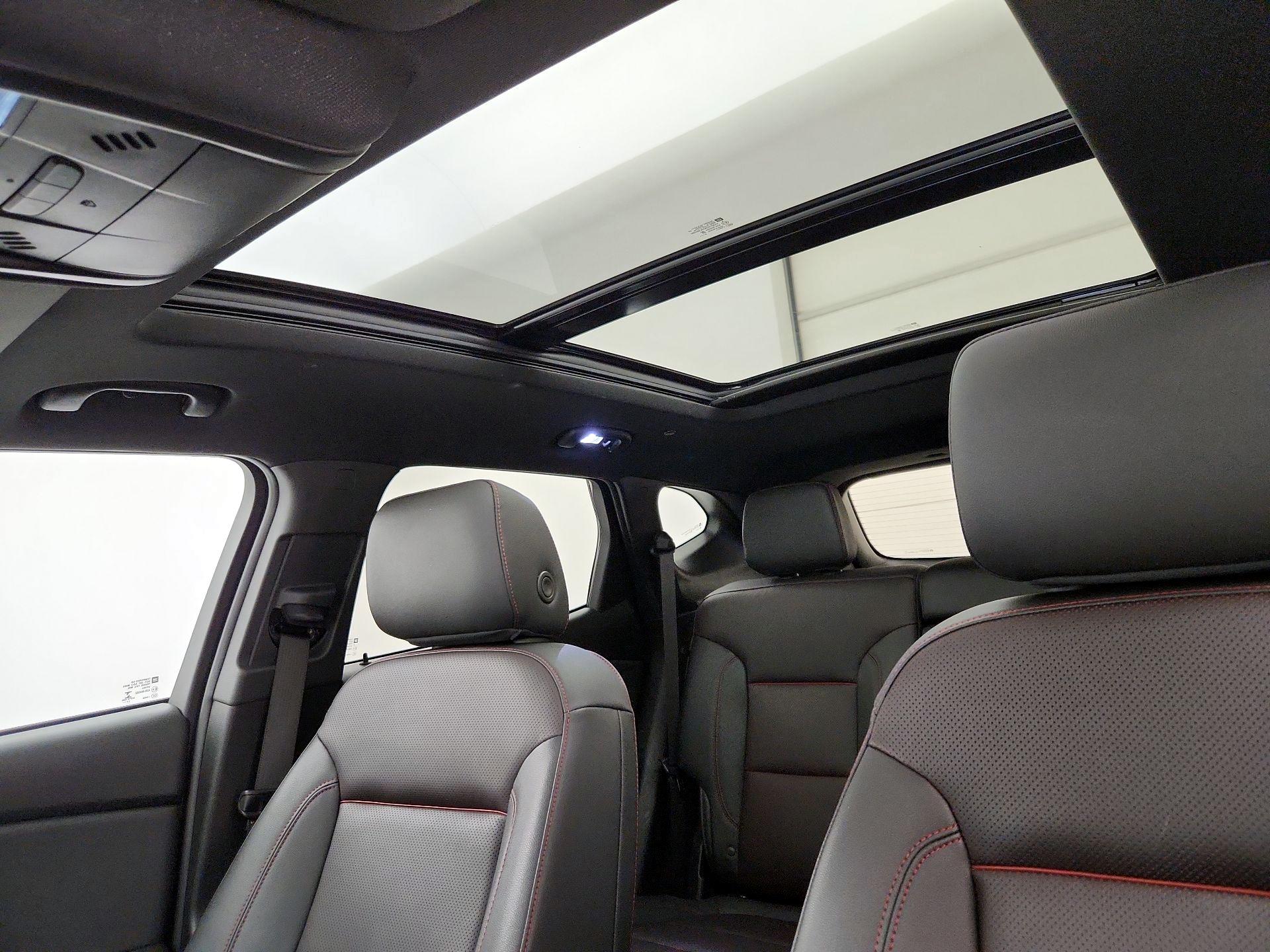 Thumbnail: 2023 Chevrolet Blazer - 20