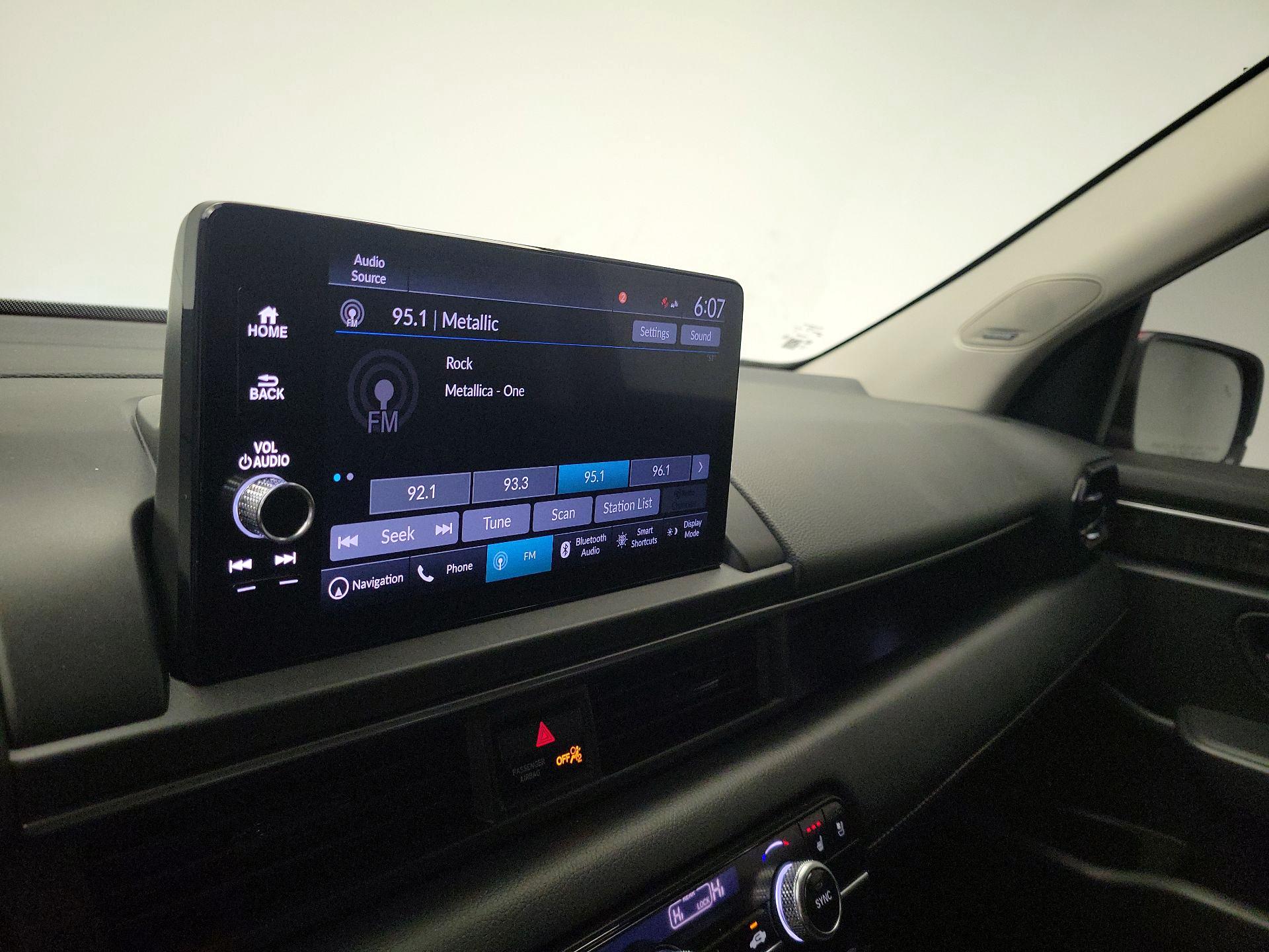 Thumbnail: 2023 Honda Pilot - 16