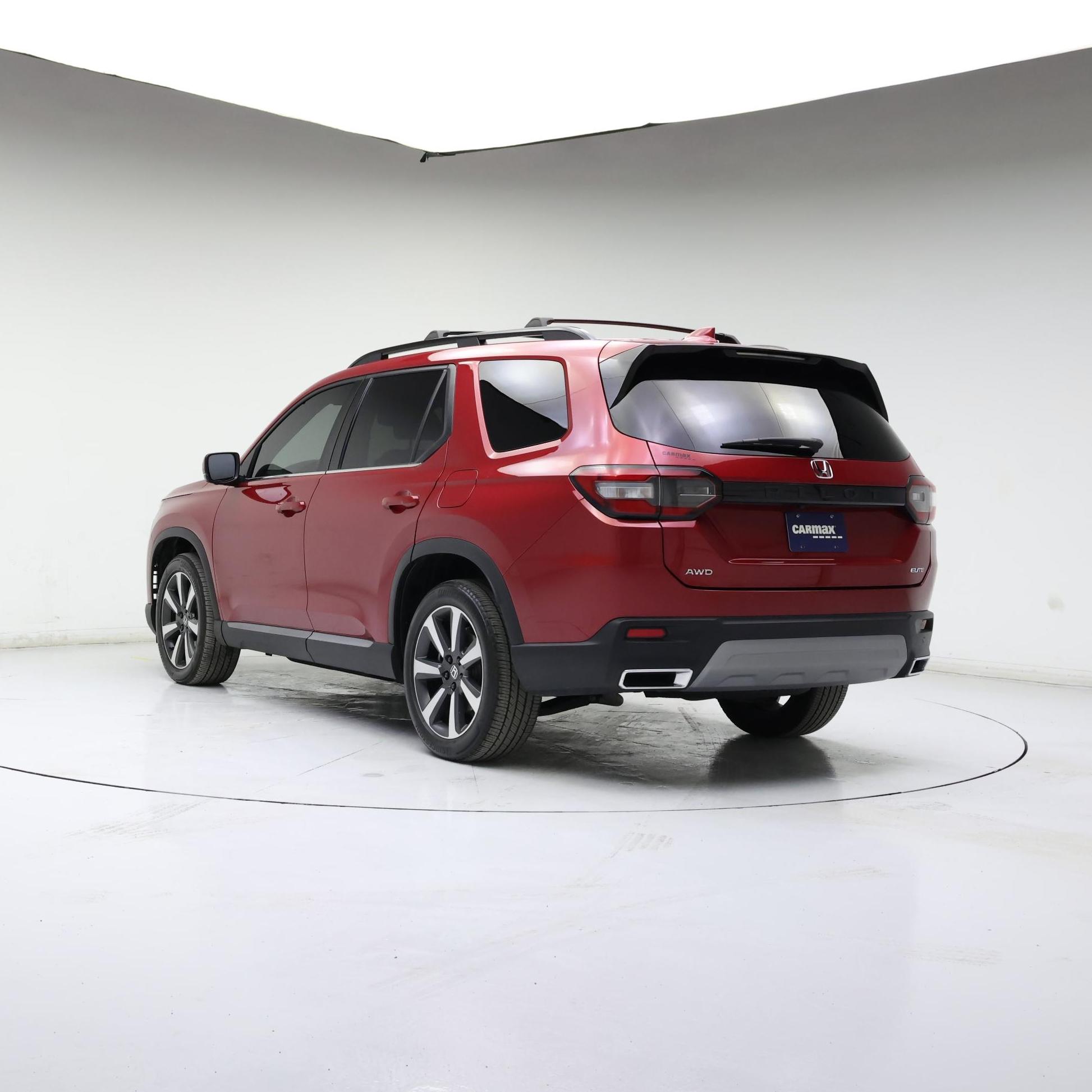 Thumbnail: 2023 Honda Pilot - 2