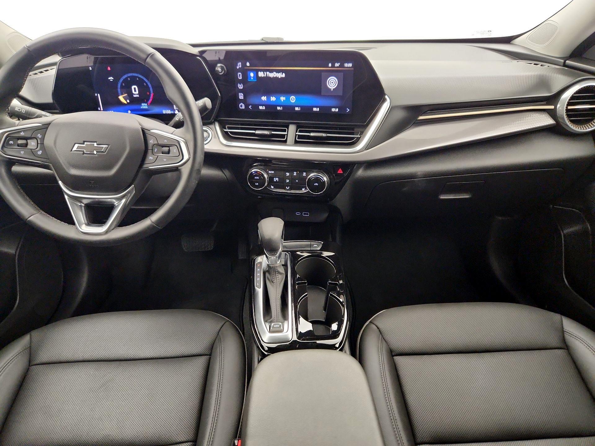 Thumbnail: 2024 Chevrolet Trax - 9