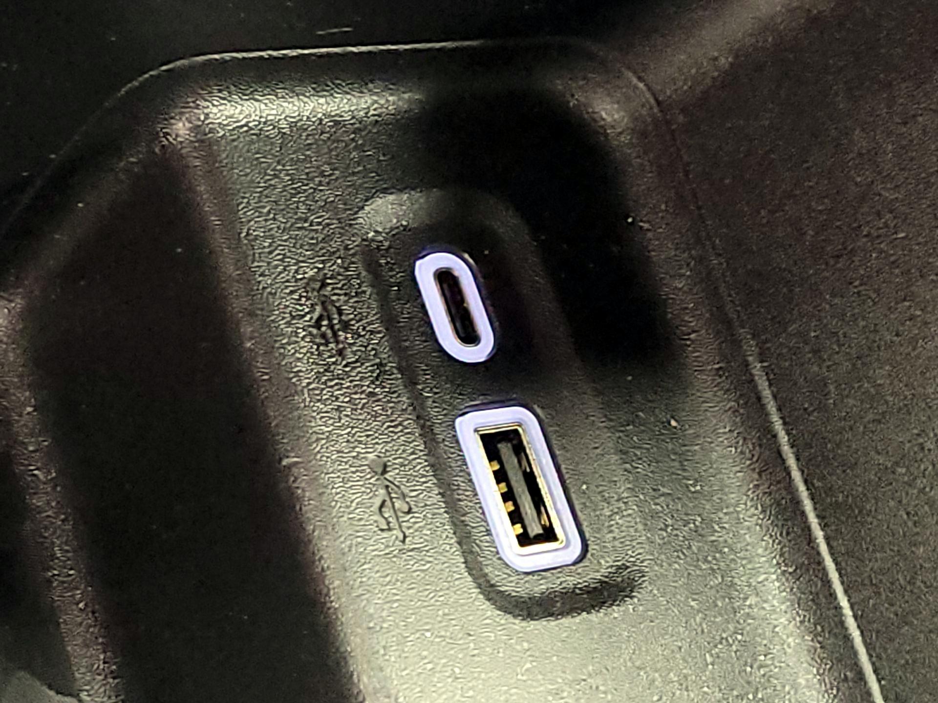 Thumbnail: 2024 Chevrolet Colorado - 18