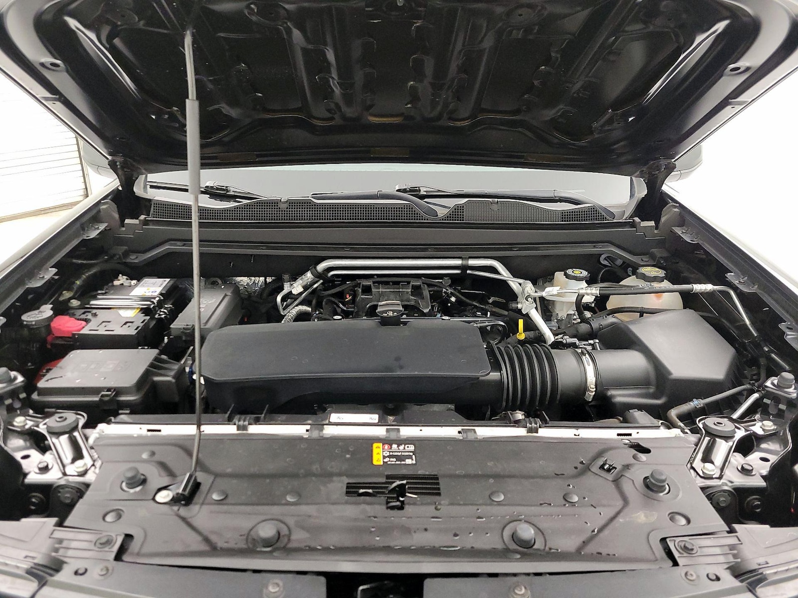 2024 Chevrolet Colorado Work Truck - Photo 22