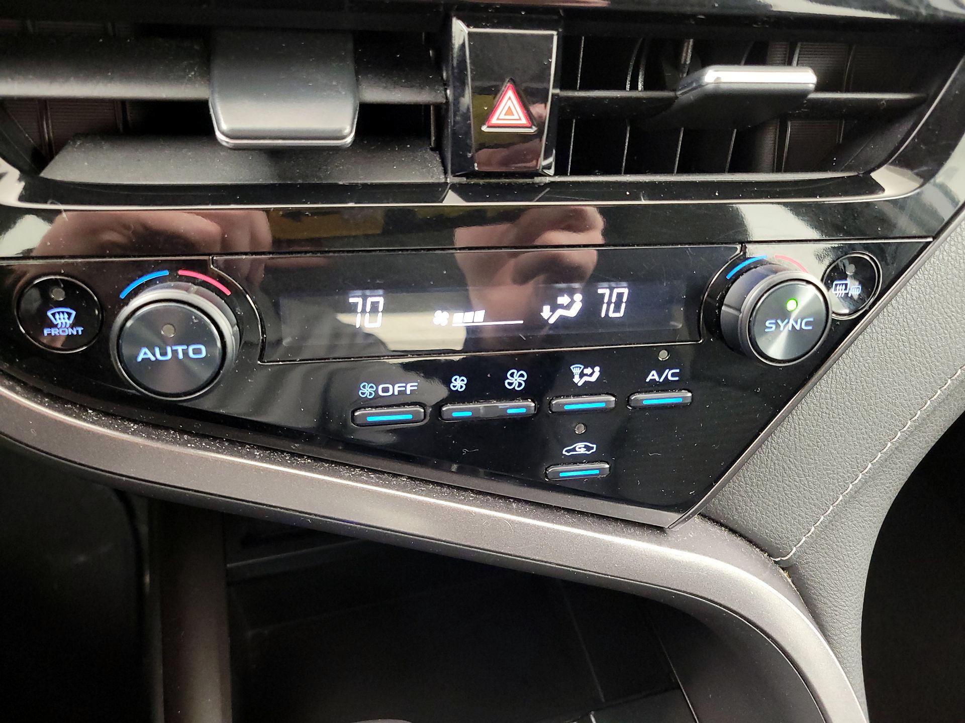 Thumbnail: 2024 Toyota Camry - 16