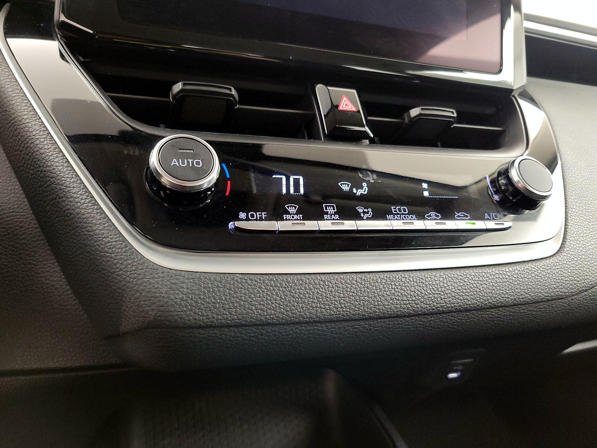 Thumbnail: 2024 Toyota Corolla - 16