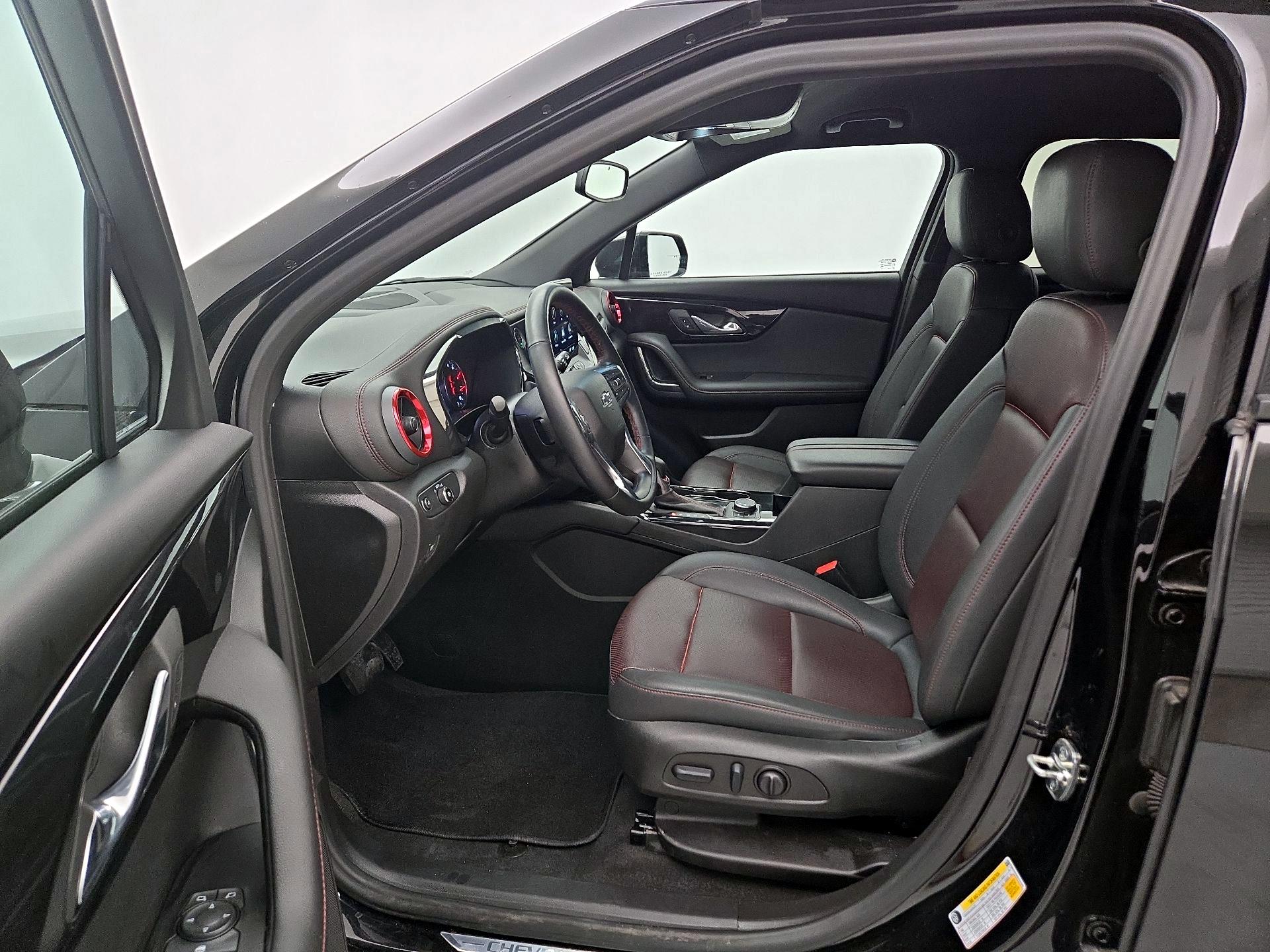 Thumbnail: 2025 Chevrolet Blazer - 11