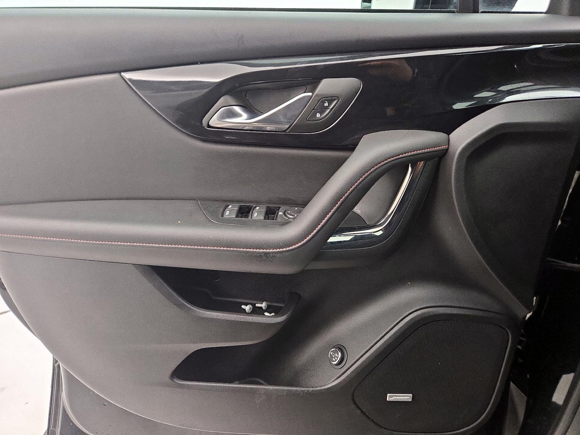 Thumbnail: 2025 Chevrolet Blazer - 12