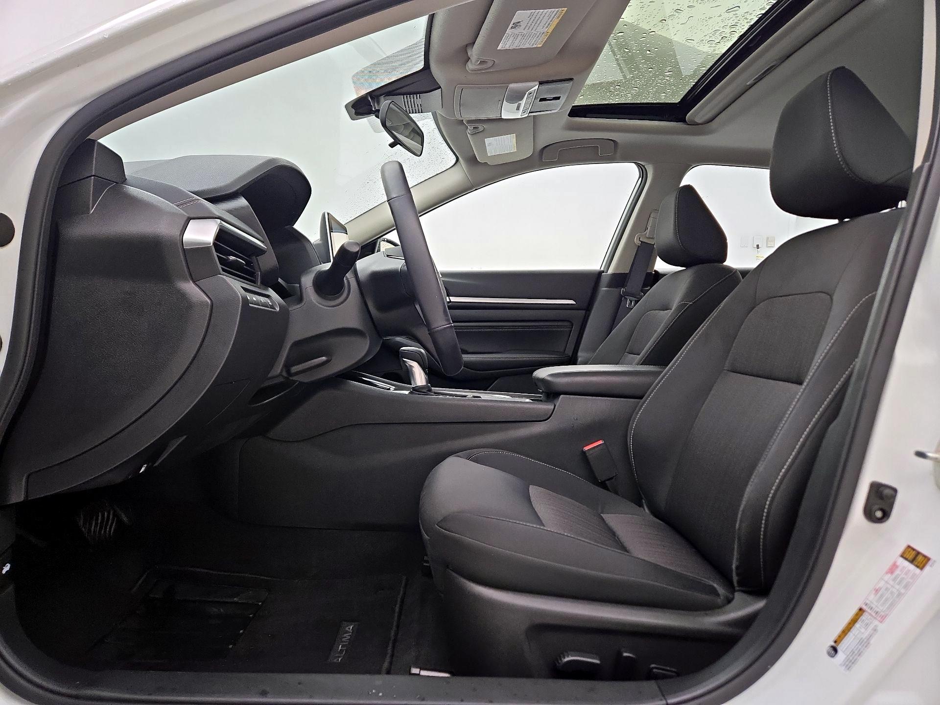 Thumbnail: 2021 Nissan Altima - 11