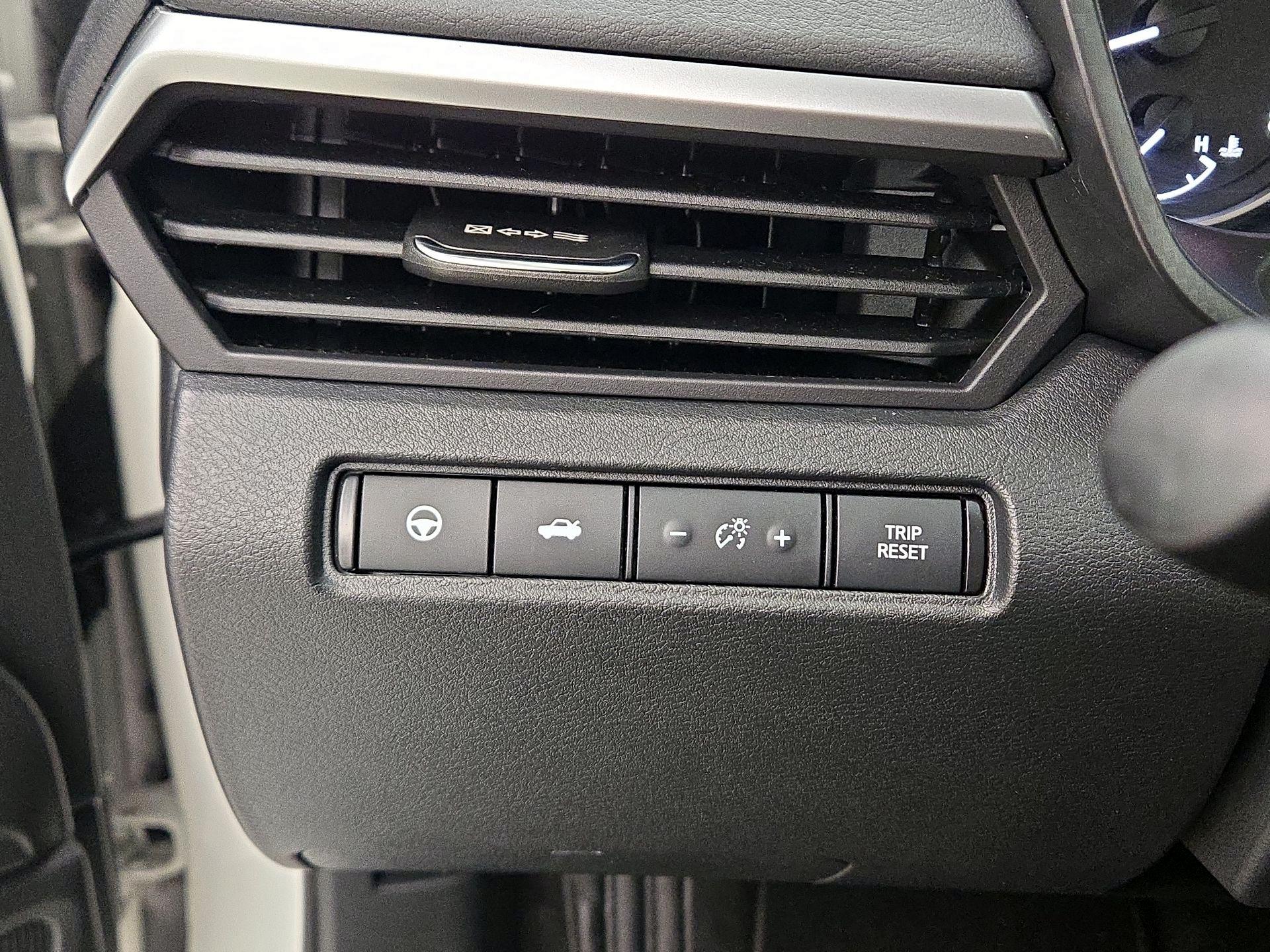 Thumbnail: 2021 Nissan Altima - 13