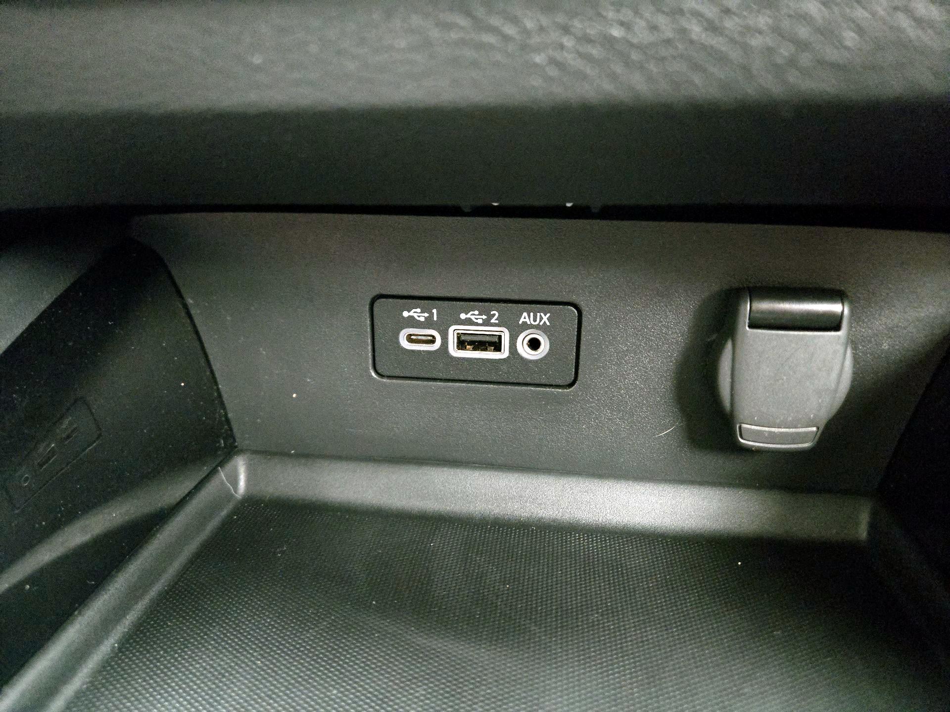 Thumbnail: 2021 Nissan Altima - 18