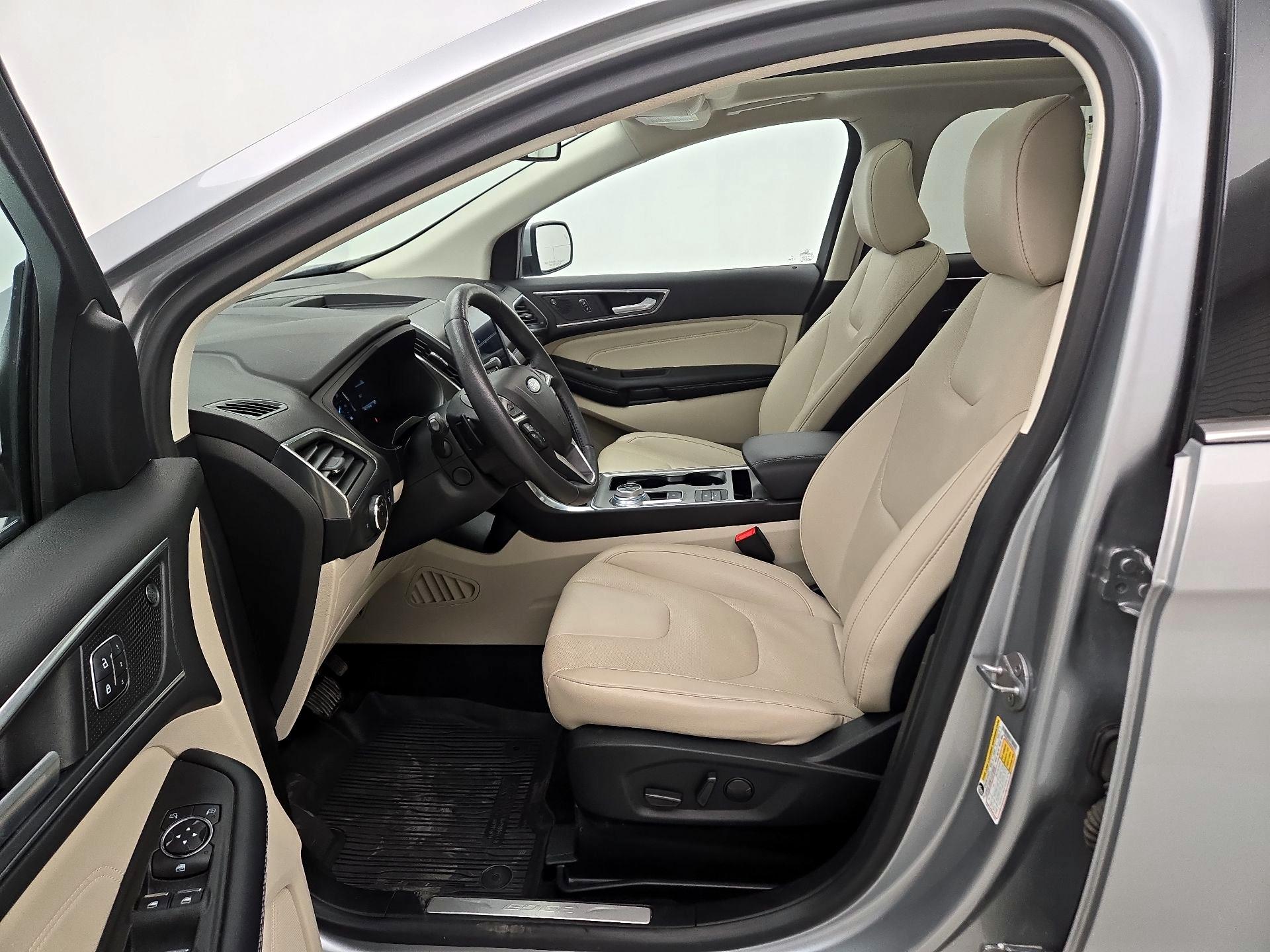 Thumbnail: 2022 Ford Edge - 11