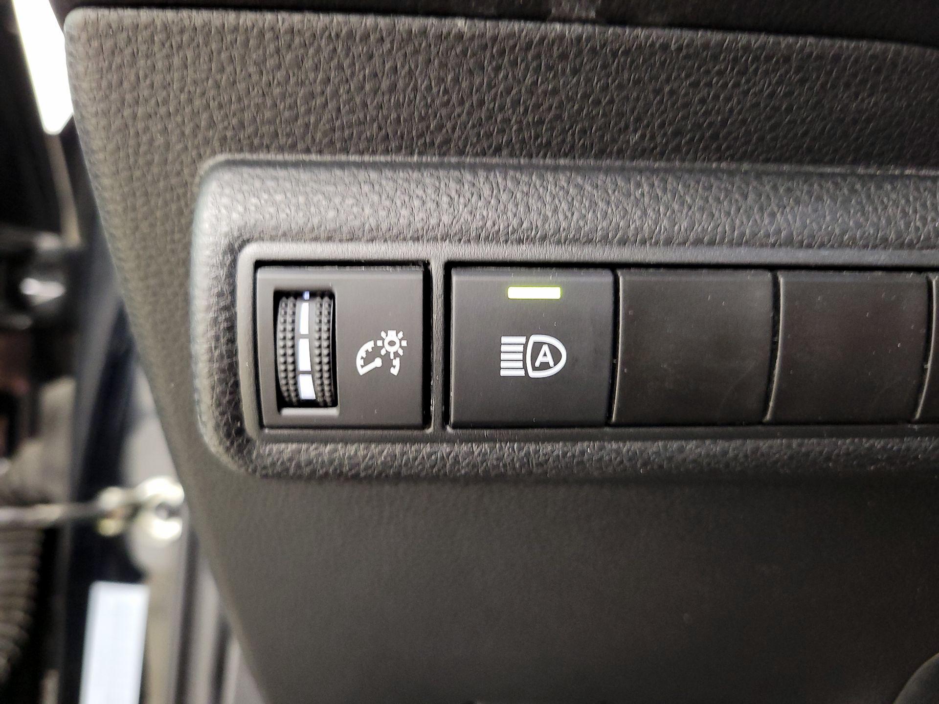 Thumbnail: 2024 Toyota Corolla - 13