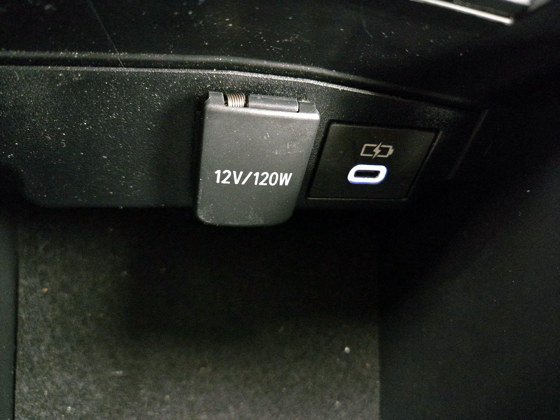 Thumbnail: 2024 Toyota Corolla - 18