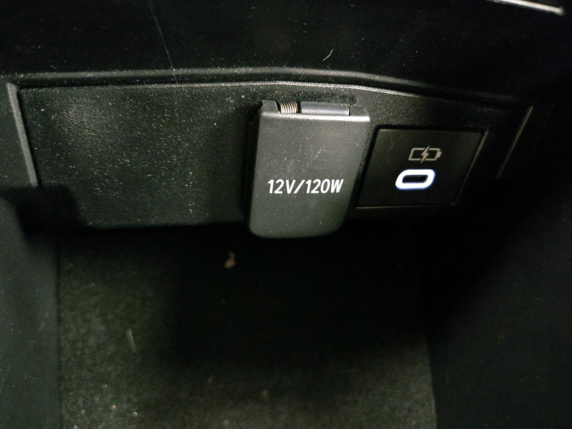 Thumbnail: 2024 Toyota Corolla - 18