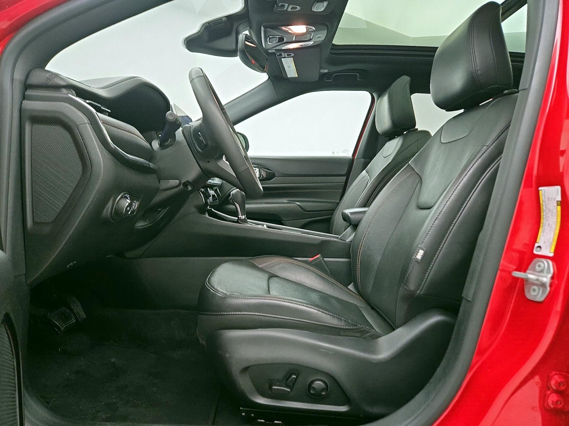 Thumbnail: 2023 Jeep Compass - 11