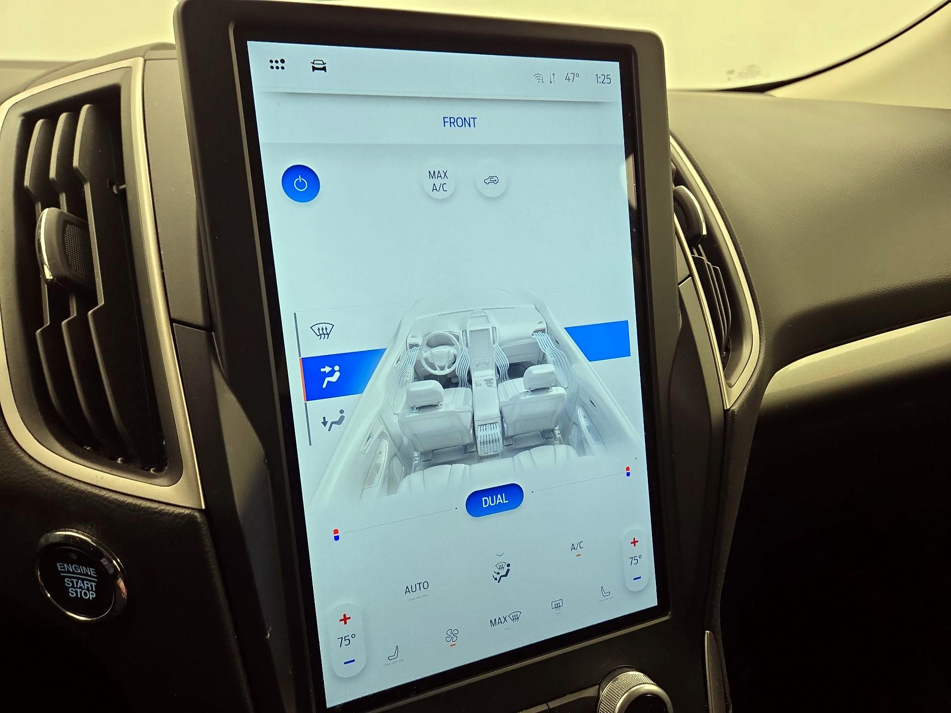 Thumbnail: 2023 Ford Edge - 16