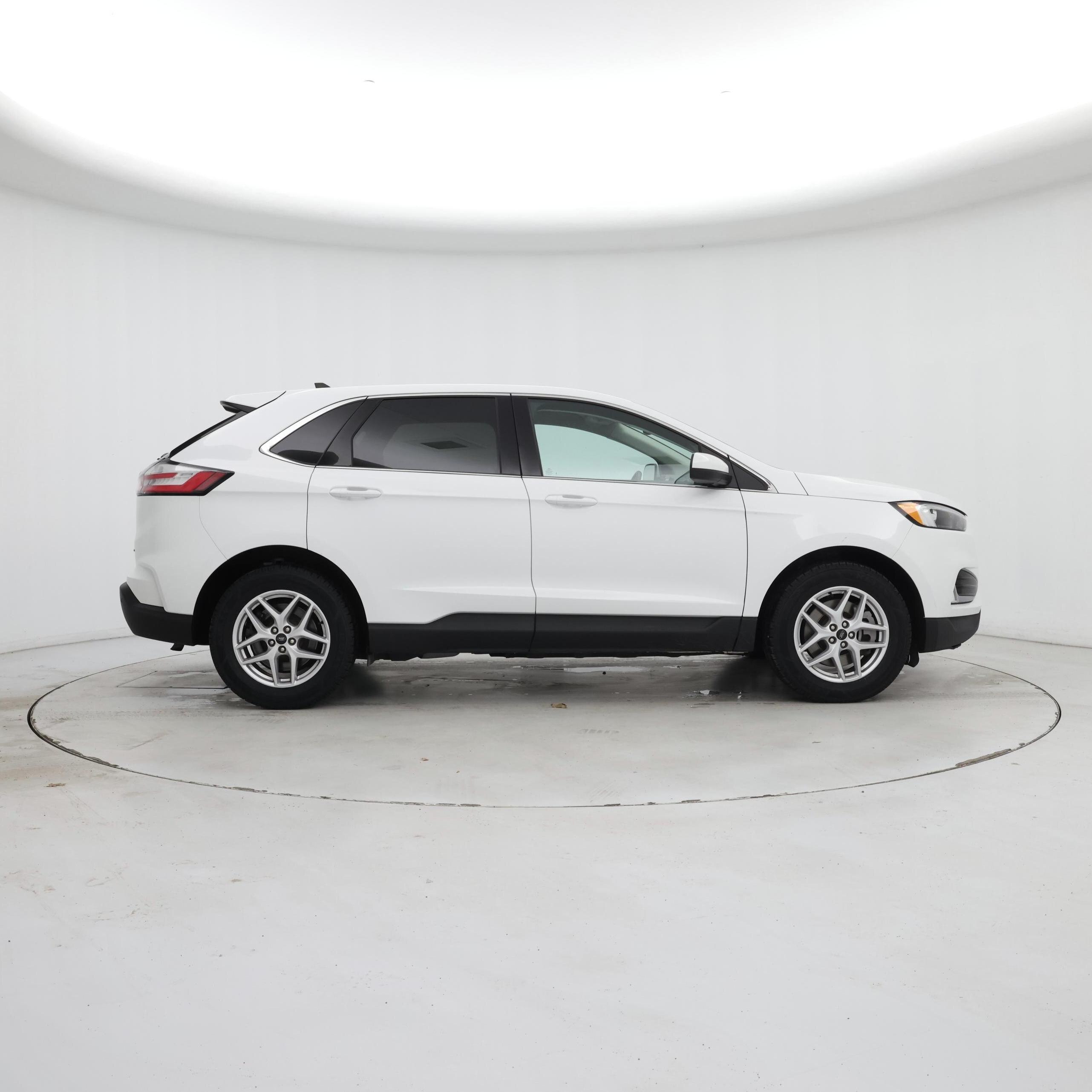 Thumbnail: 2023 Ford Edge - 7