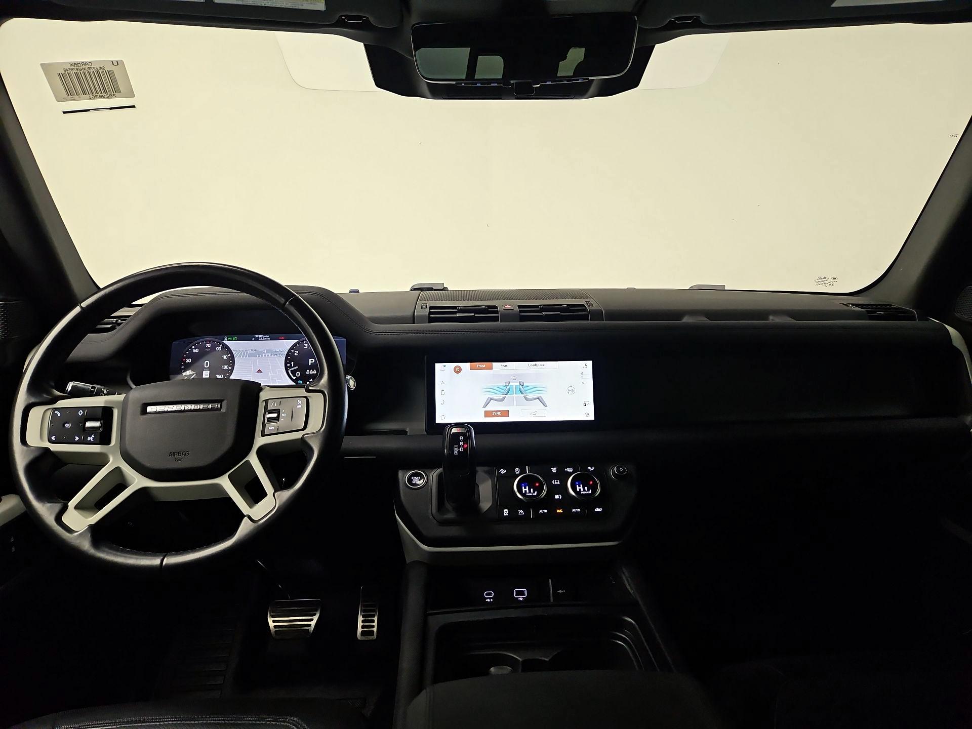 Thumbnail: 2022 Land Rover Defender - 9