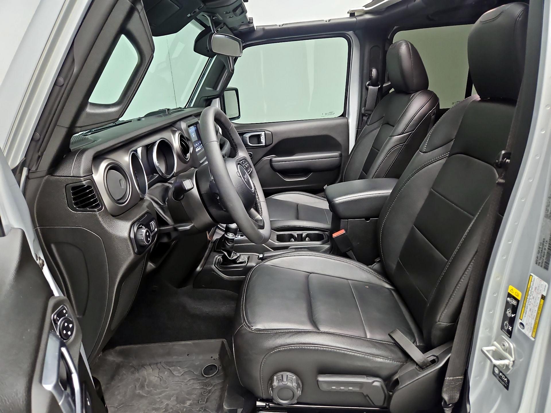 Thumbnail: 2023 Jeep Gladiator - 11