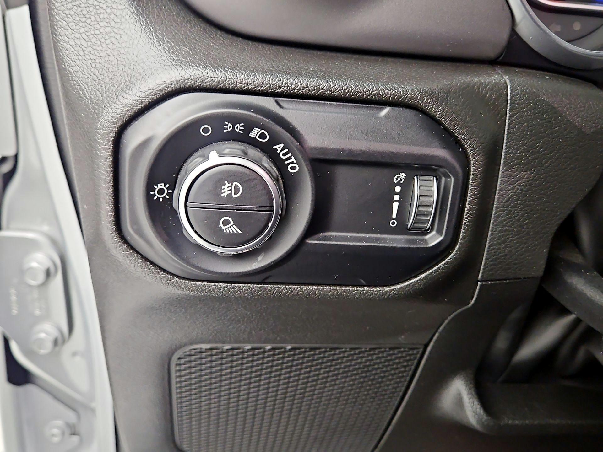 Thumbnail: 2023 Jeep Gladiator - 13