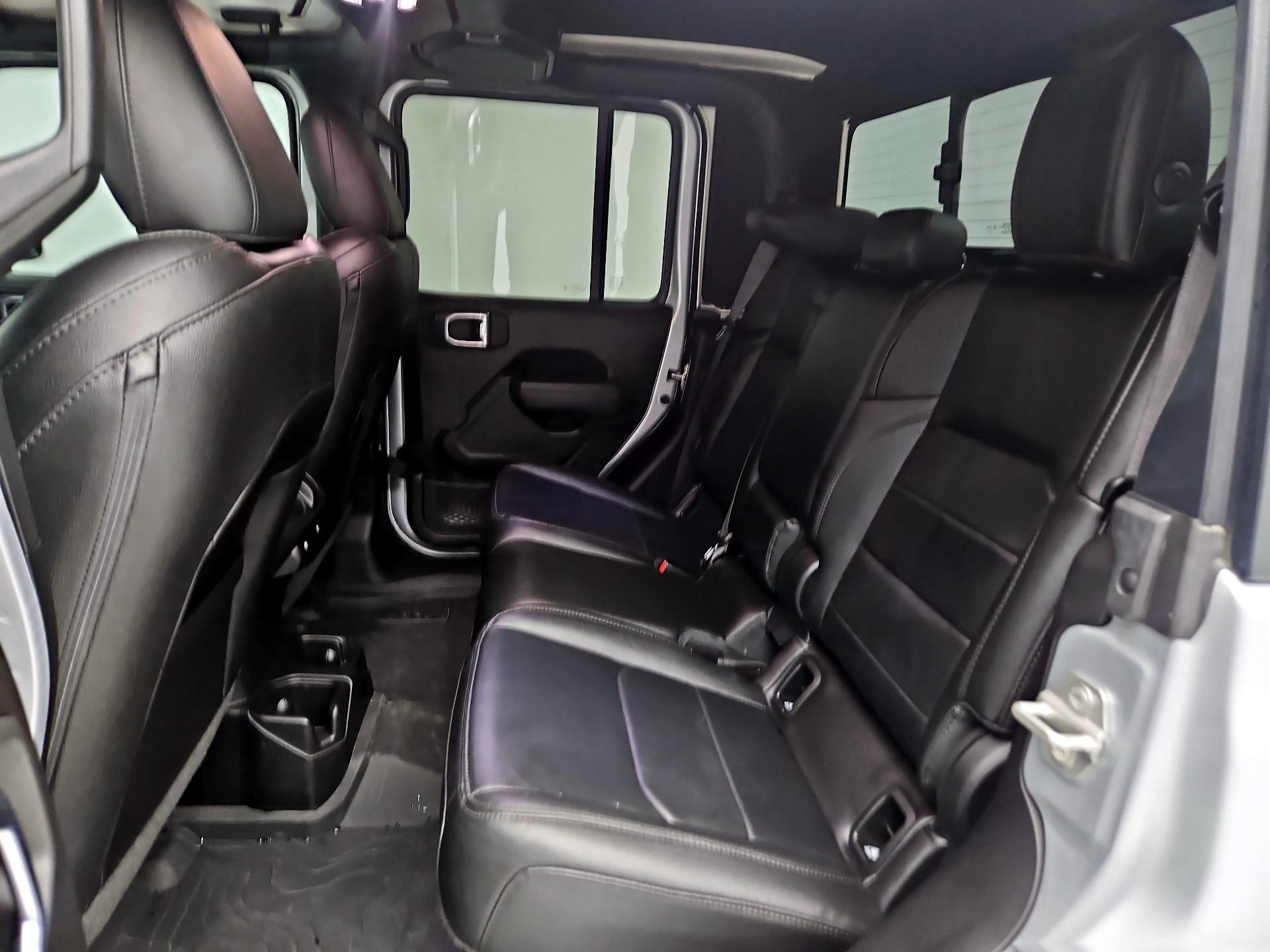 Thumbnail: 2023 Jeep Gladiator - 20