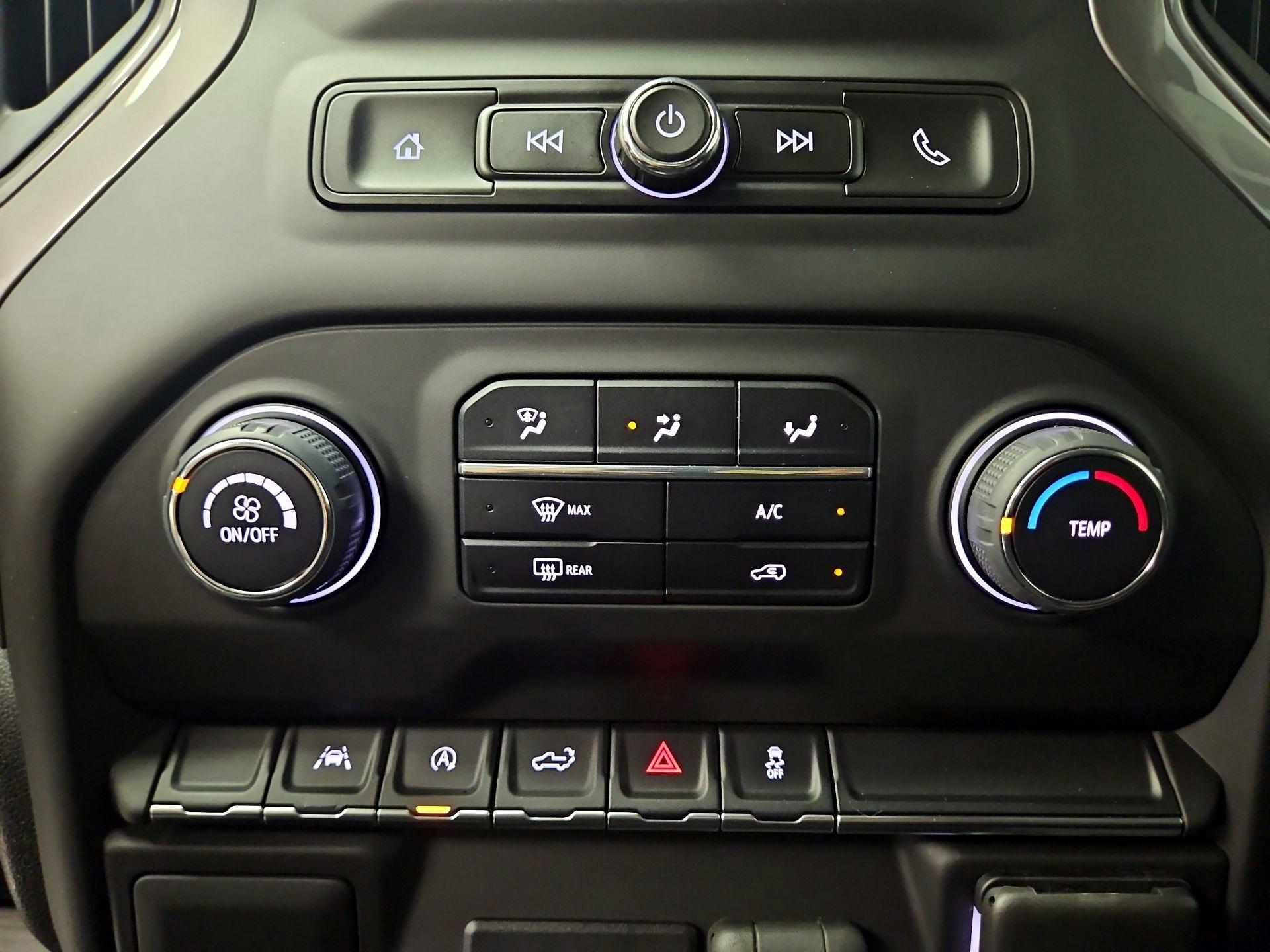 Thumbnail: 2022 Chevrolet Silverado 1500 - 16