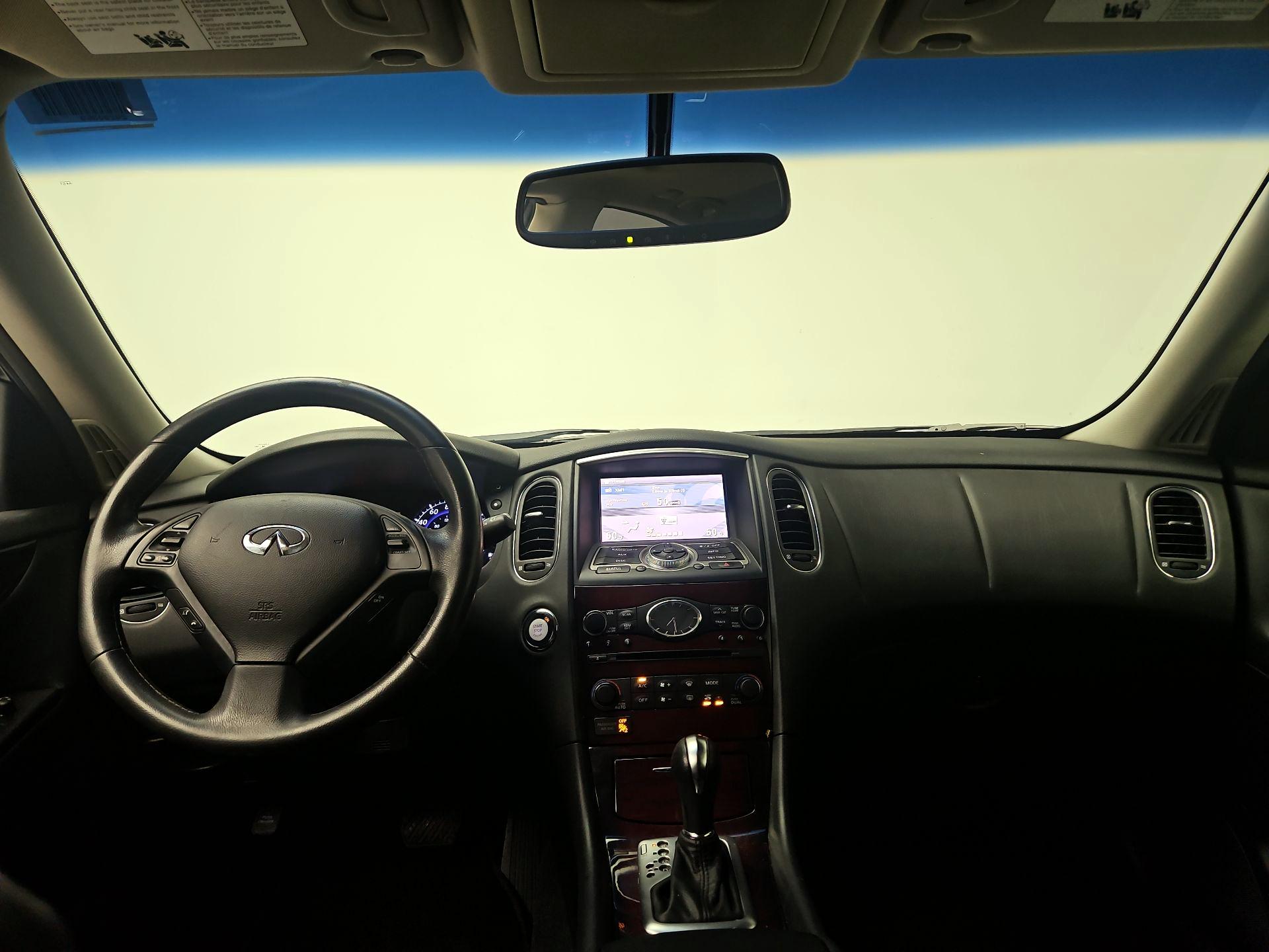 Thumbnail: 2017 INFINITI QX50 - 9