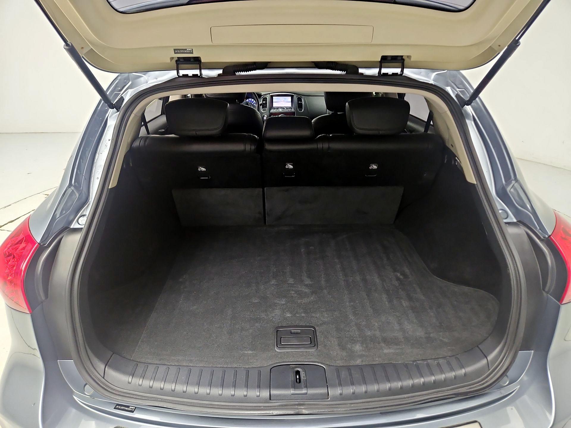 Thumbnail: 2017 INFINITI QX50 - 20