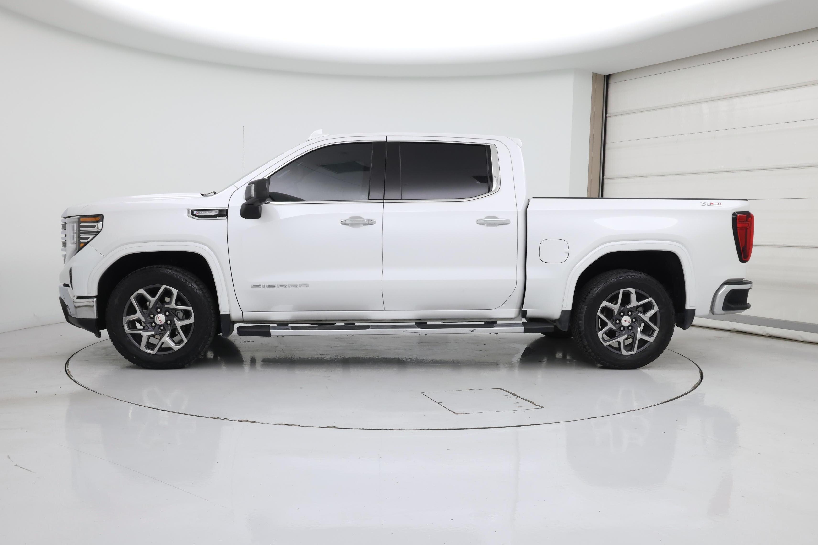 Thumbnail: 2024 GMC Sierra 1500 - 3