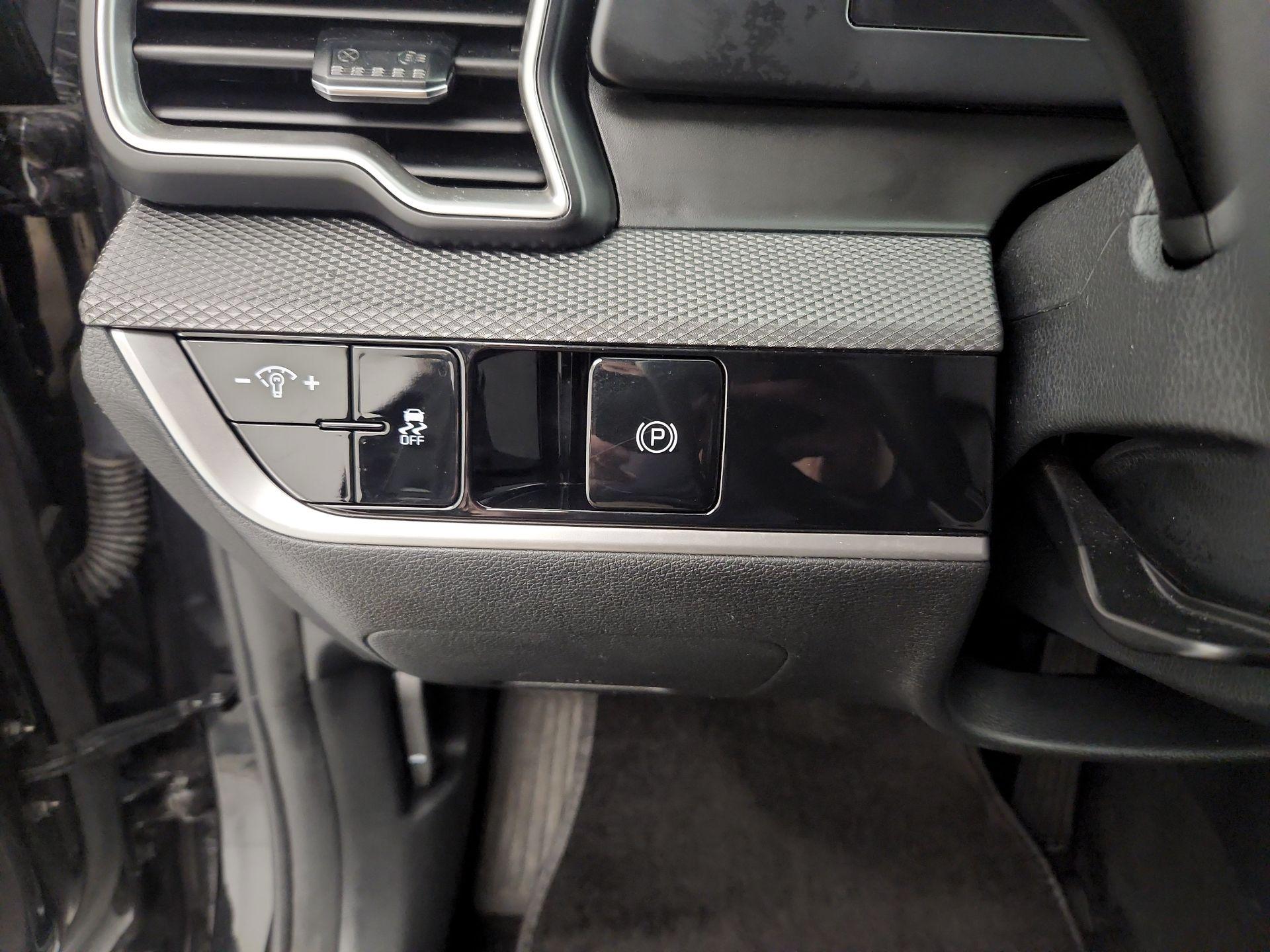 Thumbnail: 2024 Kia Sportage - 13