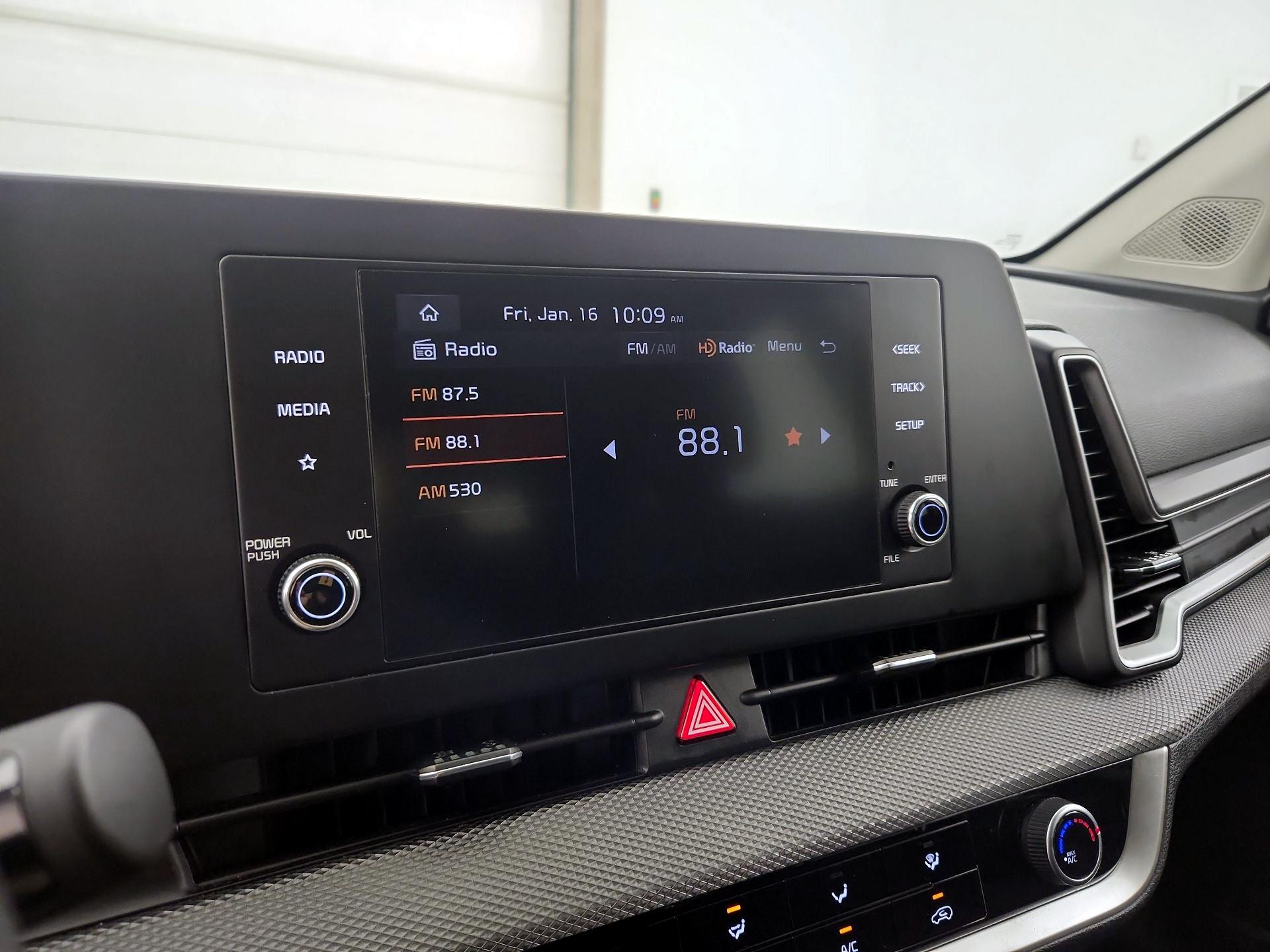 Thumbnail: 2024 Kia Sportage - 15