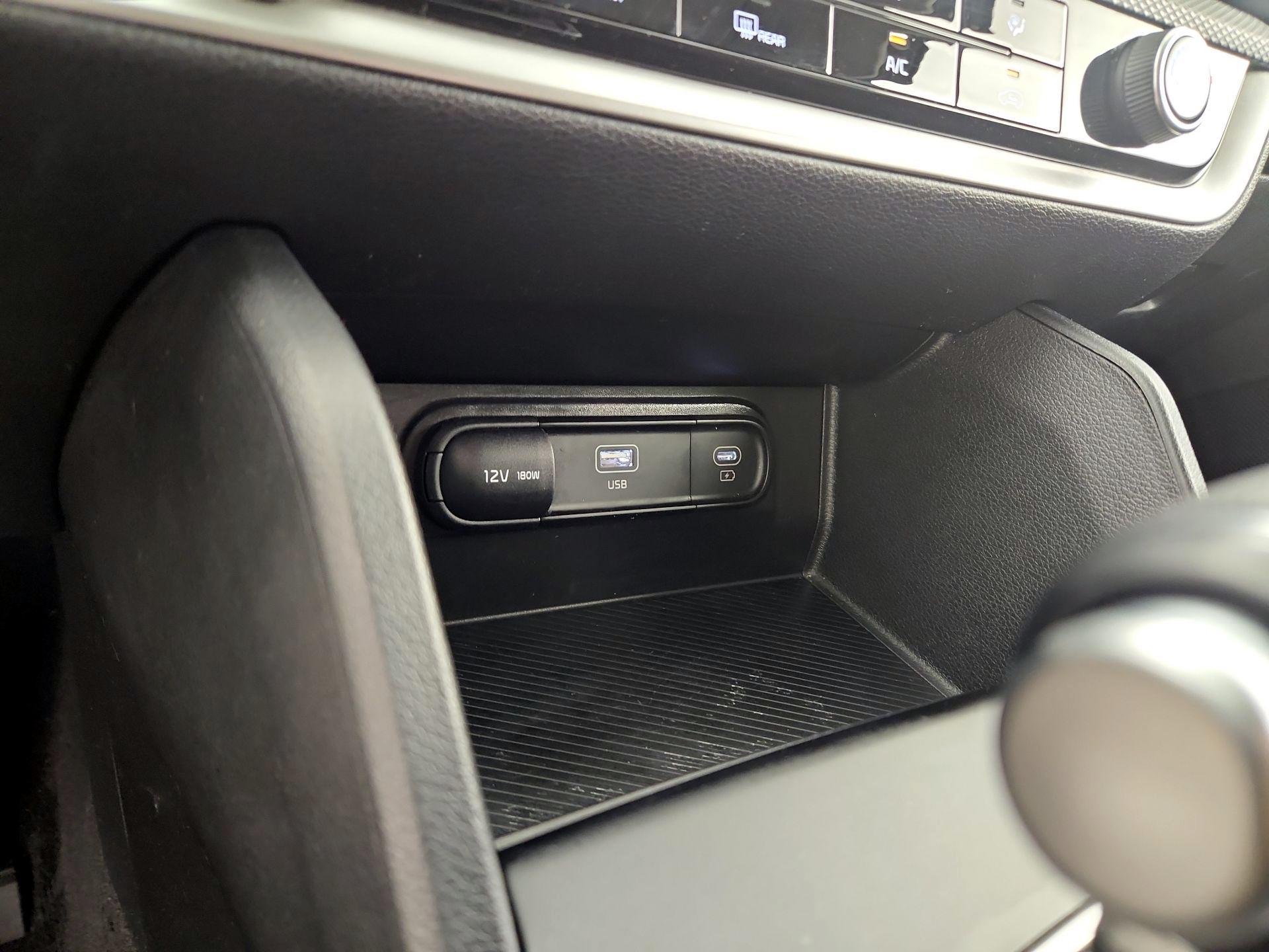 Thumbnail: 2024 Kia Sportage - 18