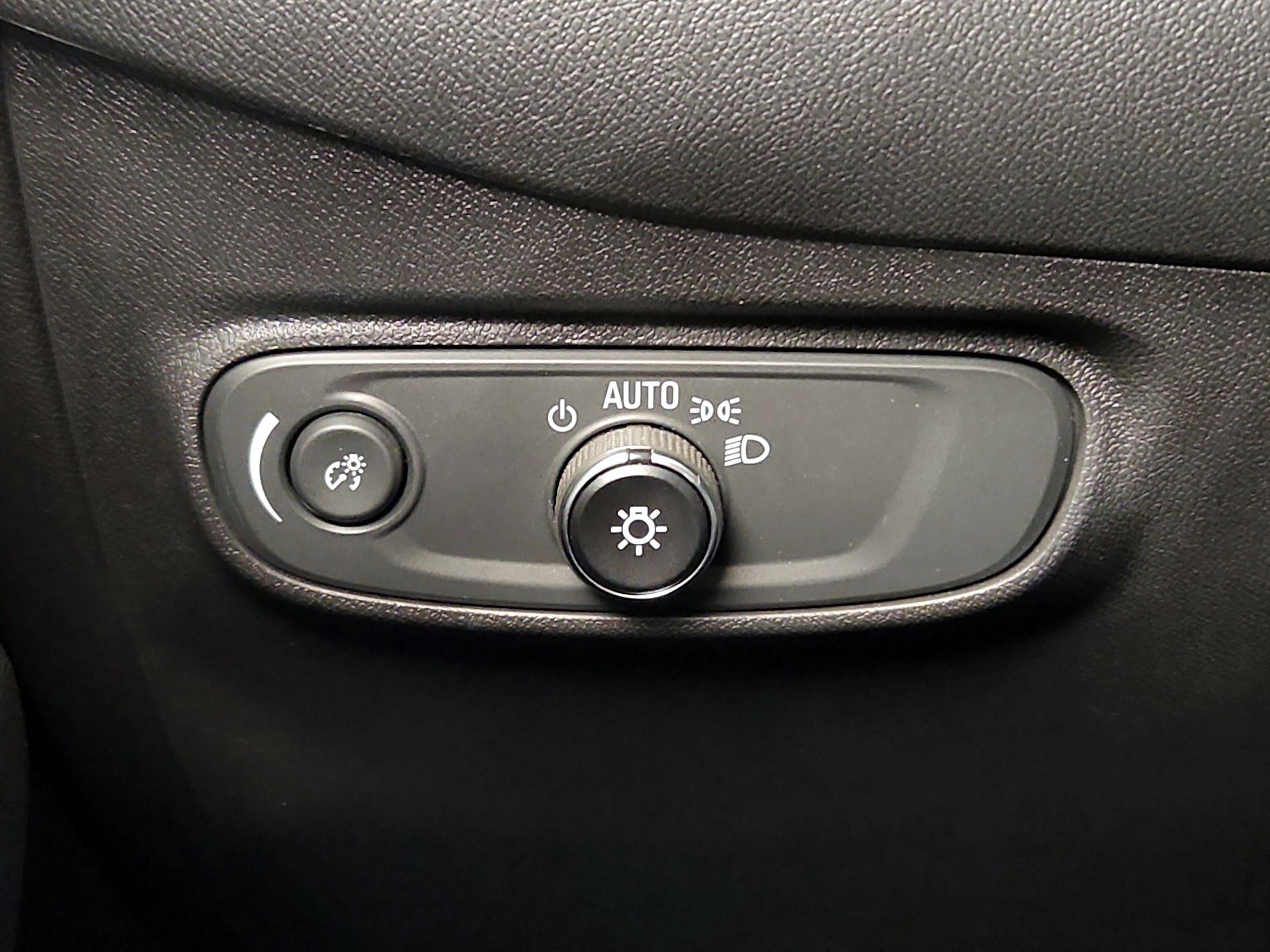 Thumbnail: 2024 Chevrolet Equinox - 13