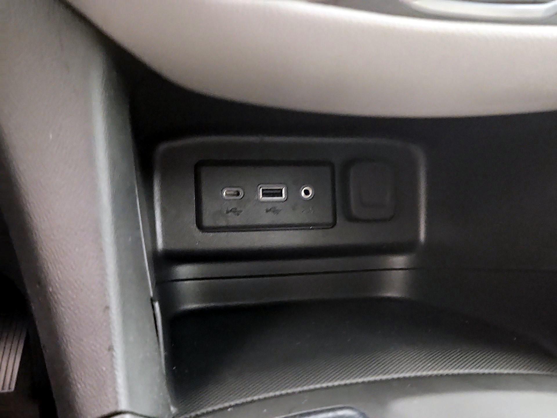 Thumbnail: 2024 Chevrolet Equinox - 18