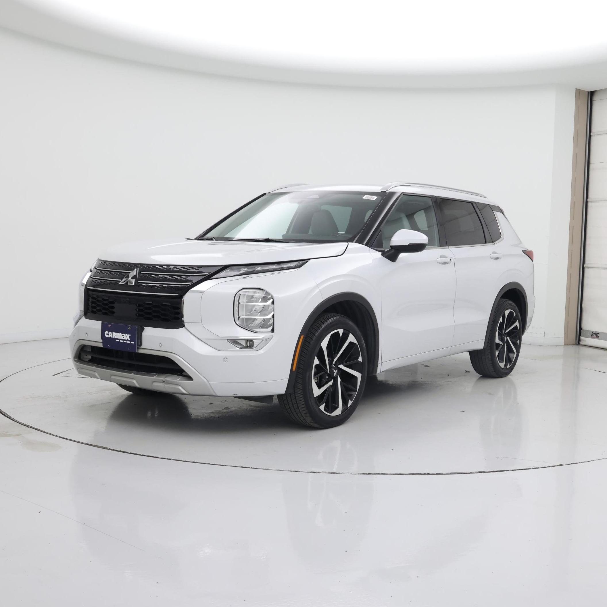 Thumbnail: 2022 Mitsubishi Outlander - 4