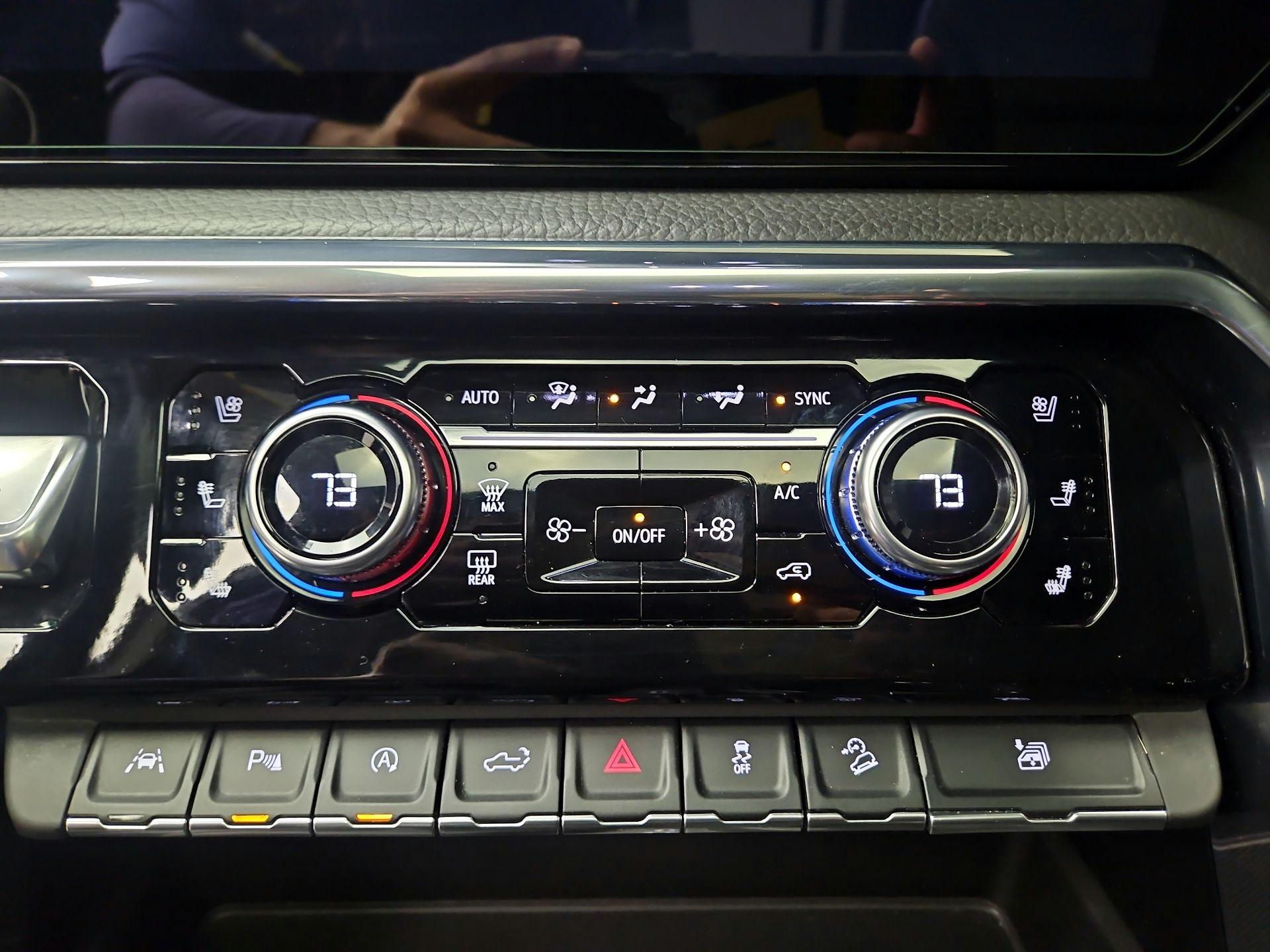 Thumbnail: 2023 GMC Sierra 1500 - 17