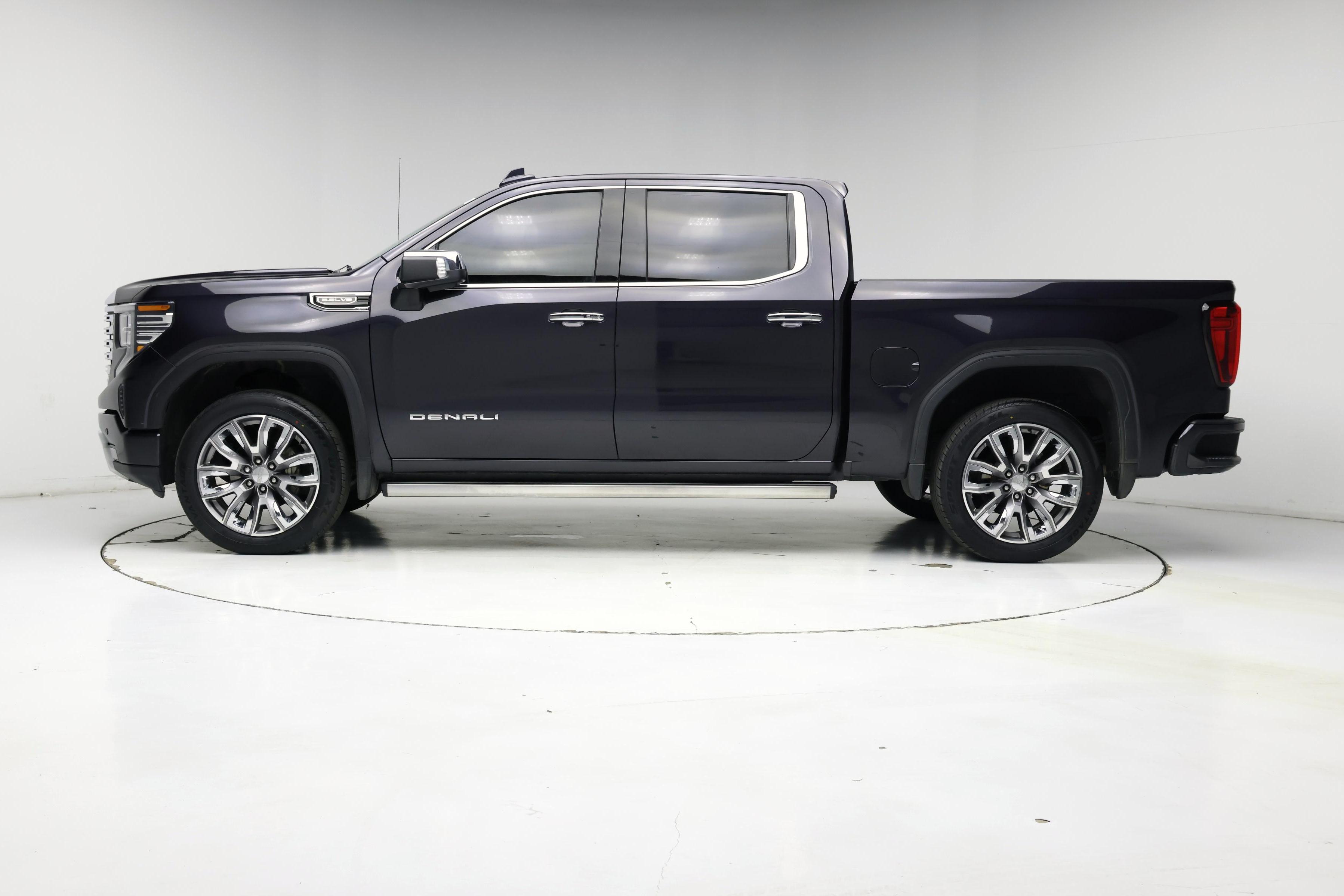 Thumbnail: 2023 GMC Sierra 1500 - 3