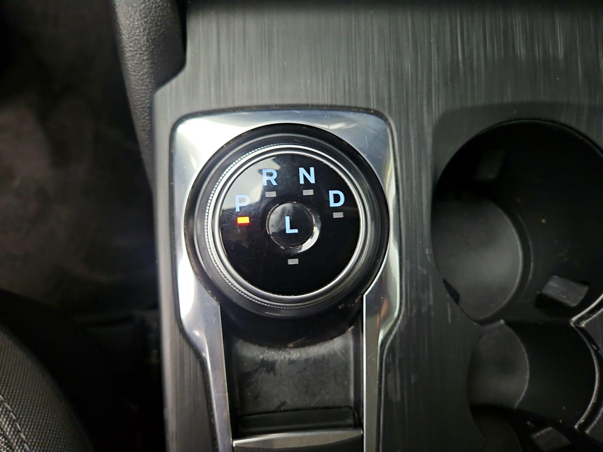 Thumbnail: 2020 Ford Escape - 17