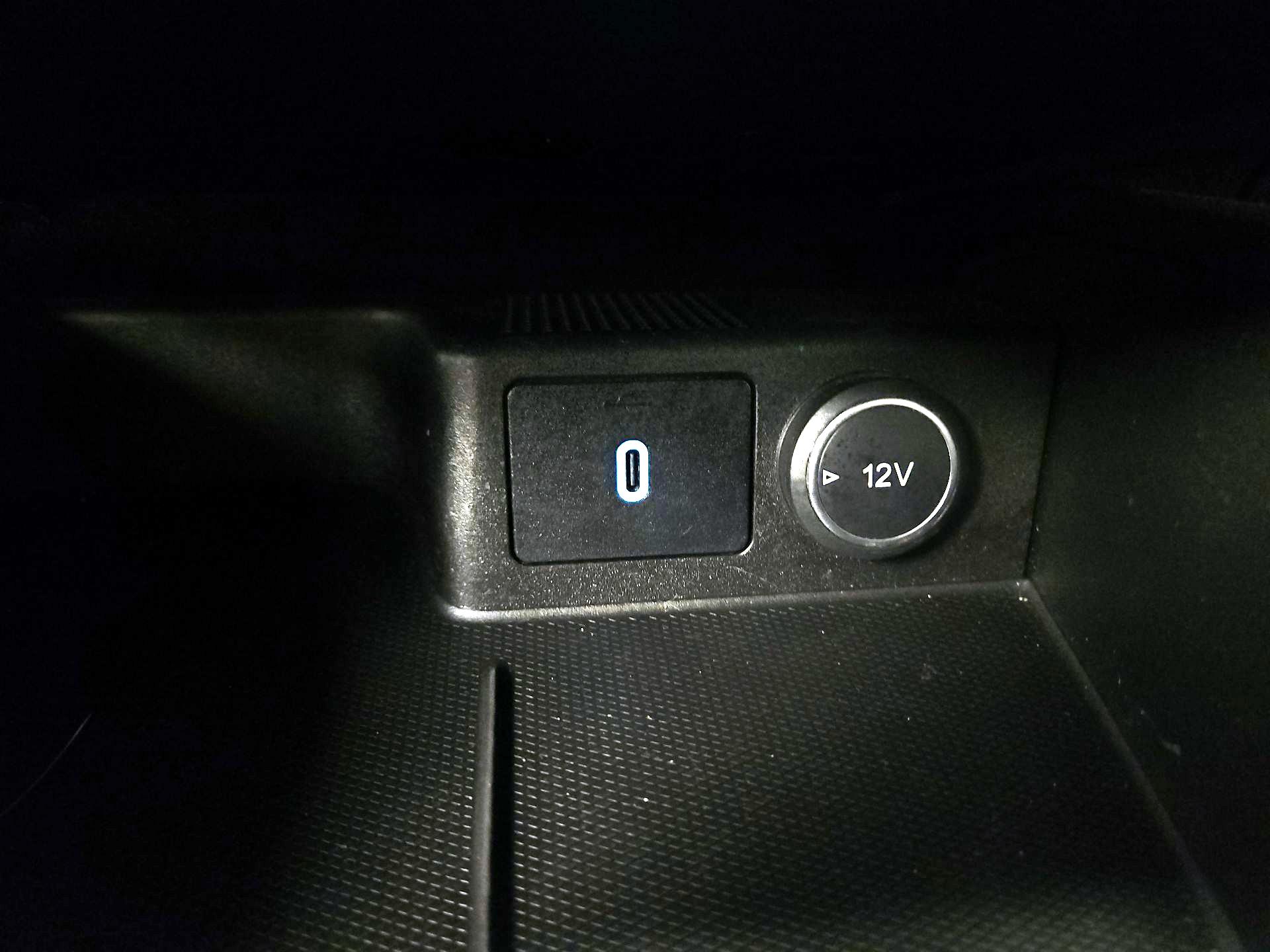 Thumbnail: 2020 Ford Escape - 18