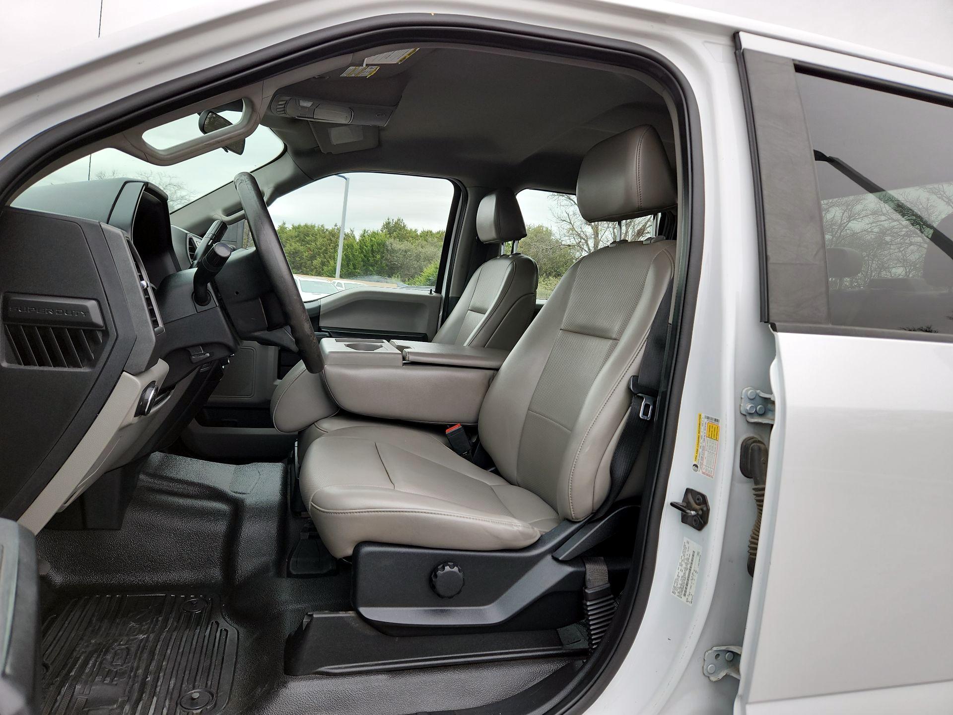 Thumbnail: 2020 Ford F-250 - 9