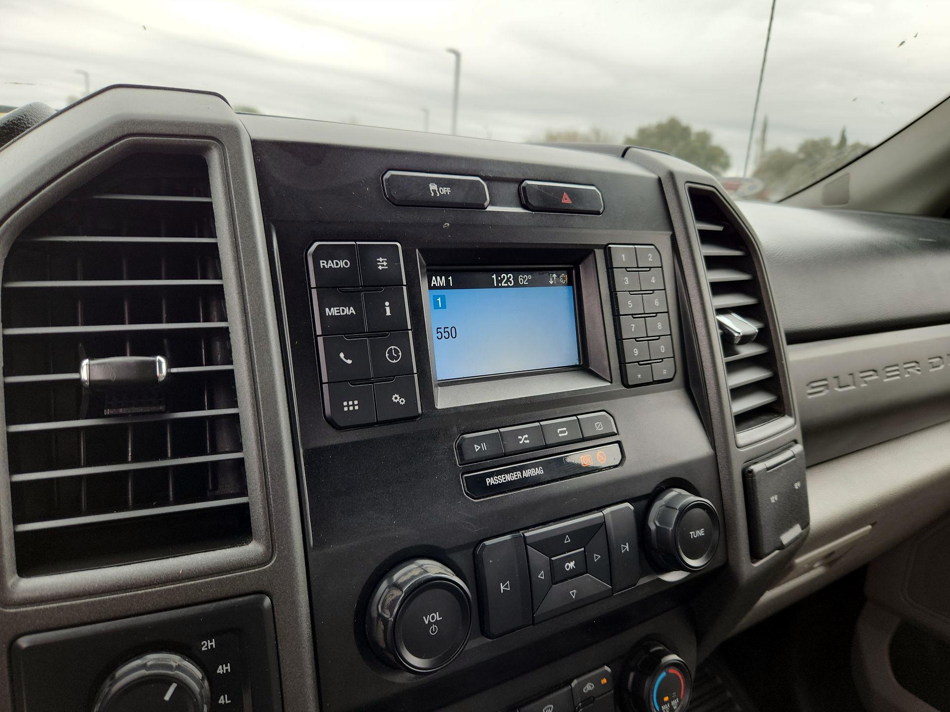 Thumbnail: 2020 Ford F-250 - 13