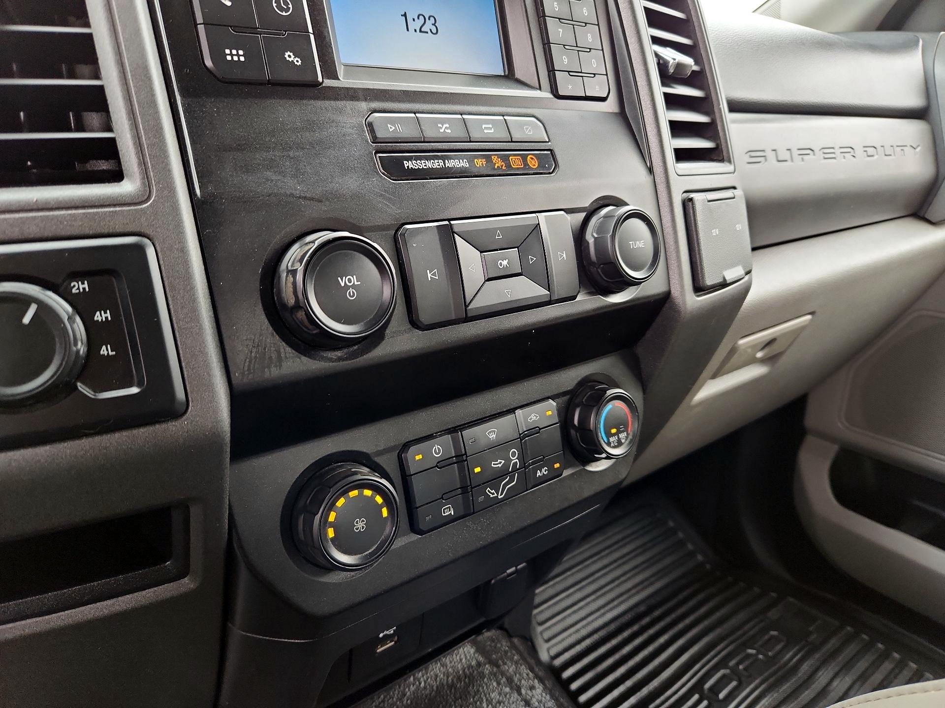 Thumbnail: 2020 Ford F-250 - 14