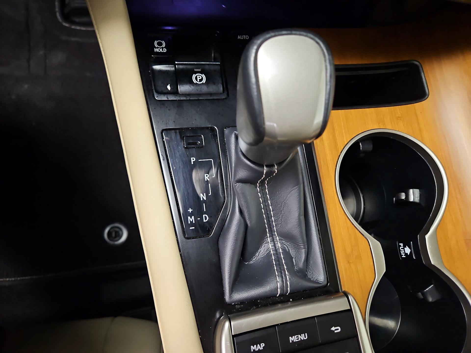 Thumbnail: 2021 Lexus RX - 18