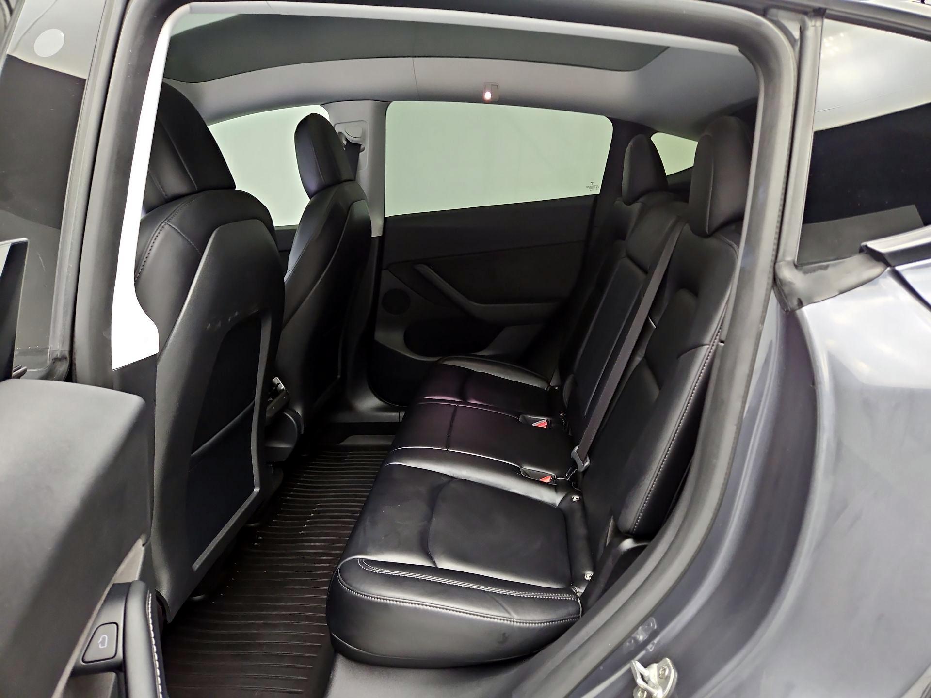 Thumbnail: 2021 Tesla Model Y - 19