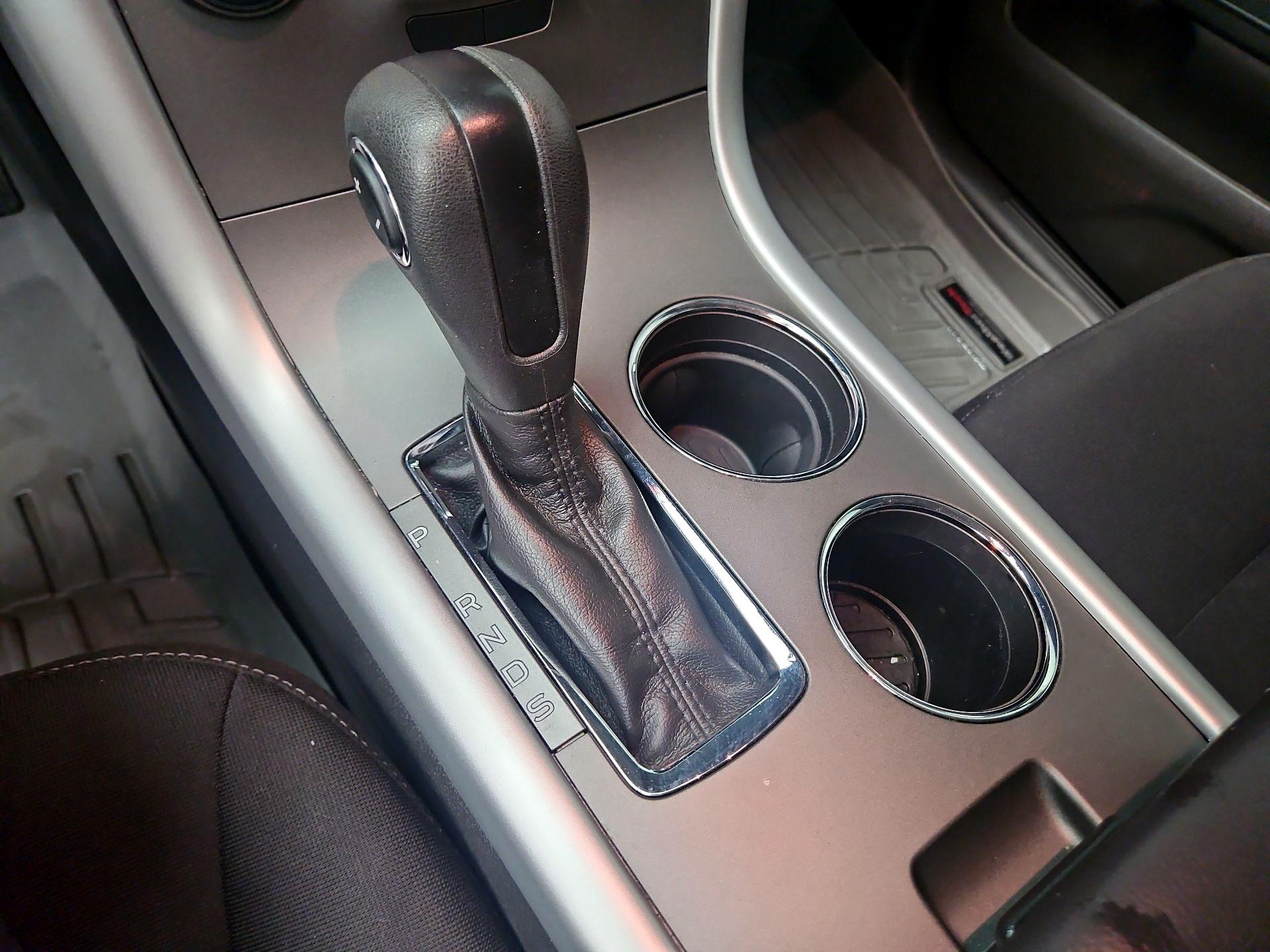 Thumbnail: 2014 Ford Edge - 16