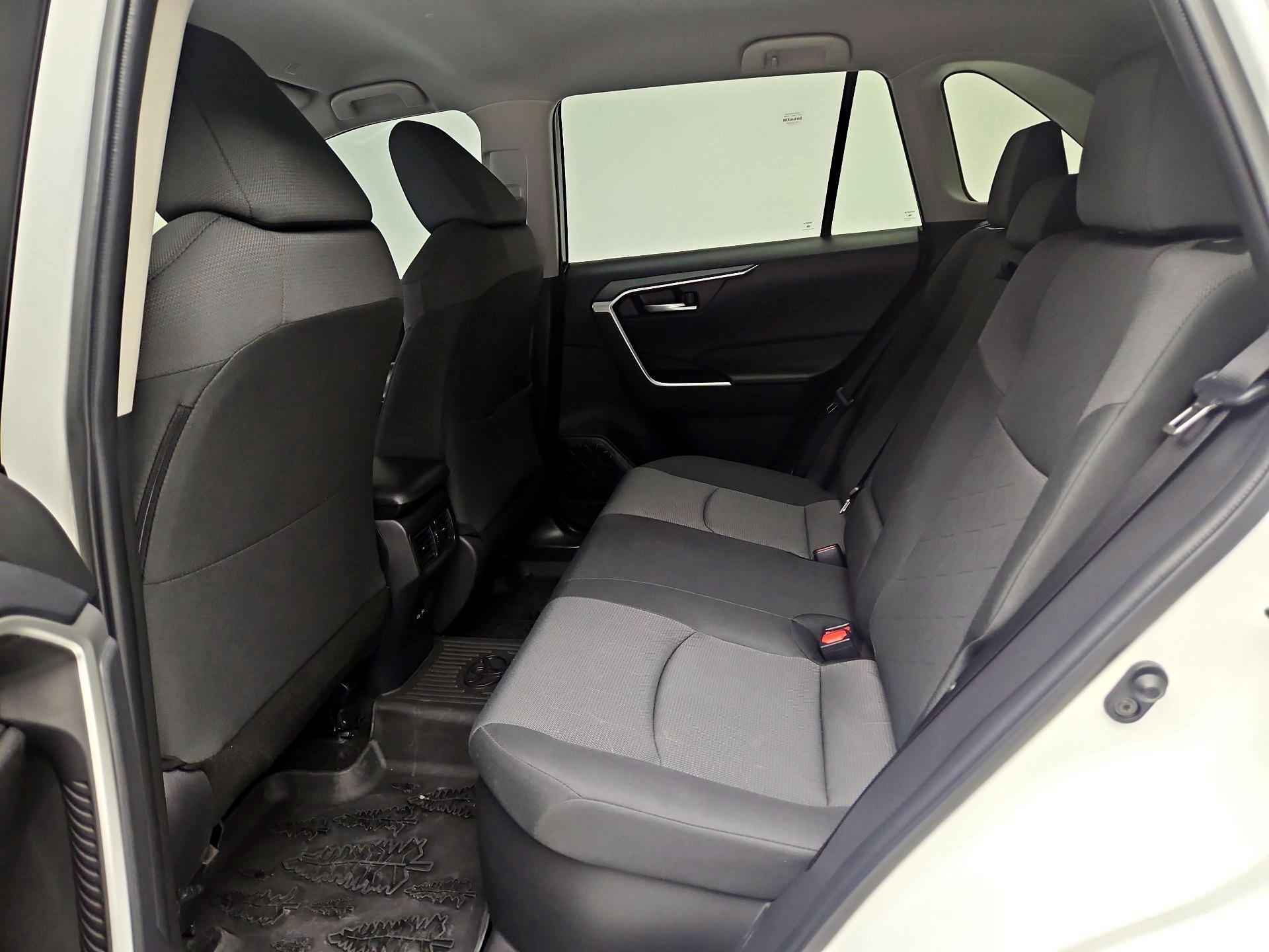 Thumbnail: 2025 Toyota RAV4 - 19