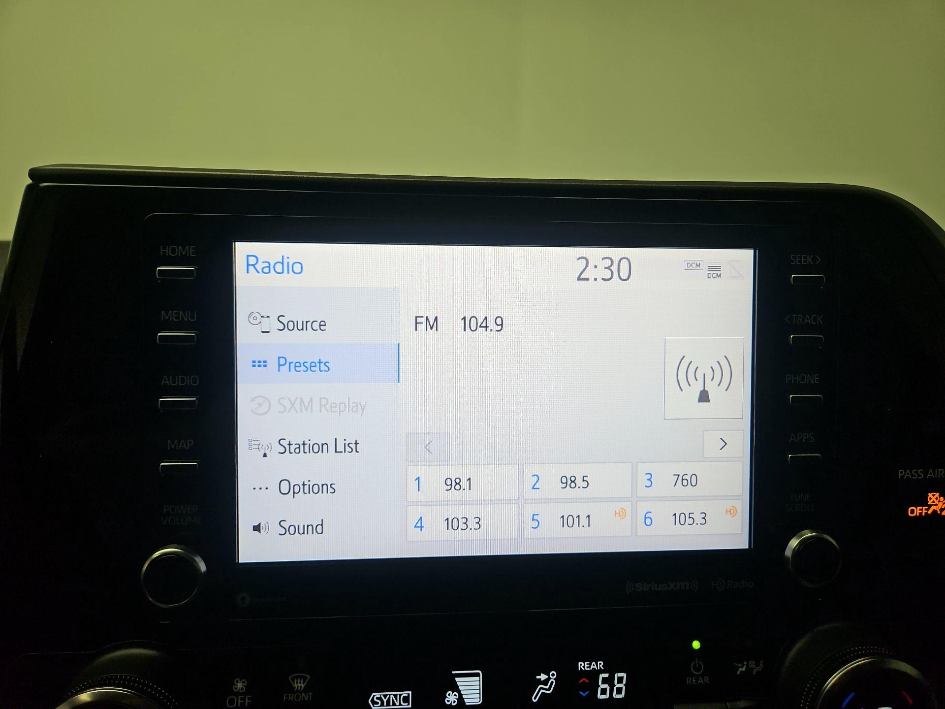 Thumbnail: 2022 Toyota Highlander - 15