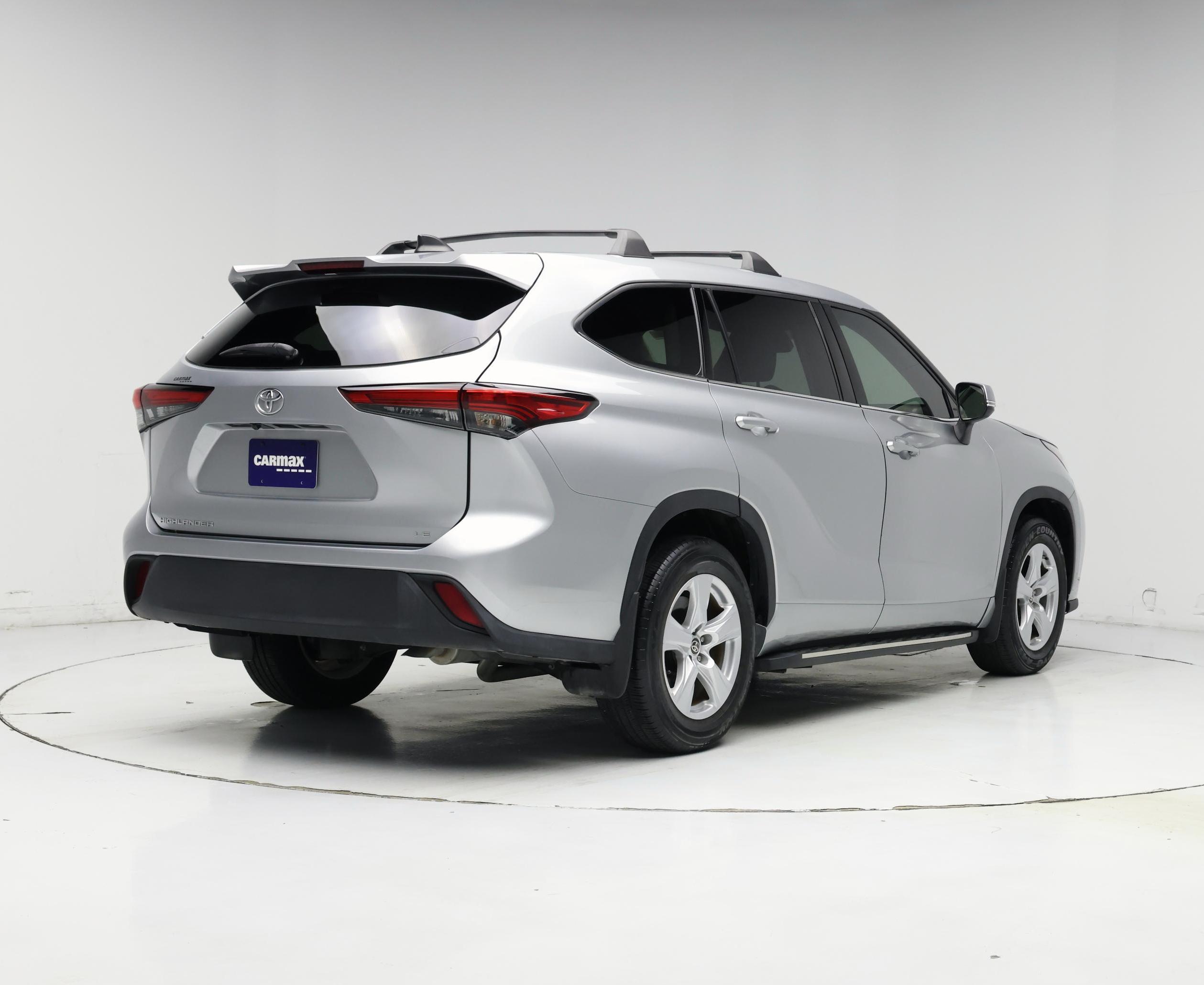 Thumbnail: 2022 Toyota Highlander - 8