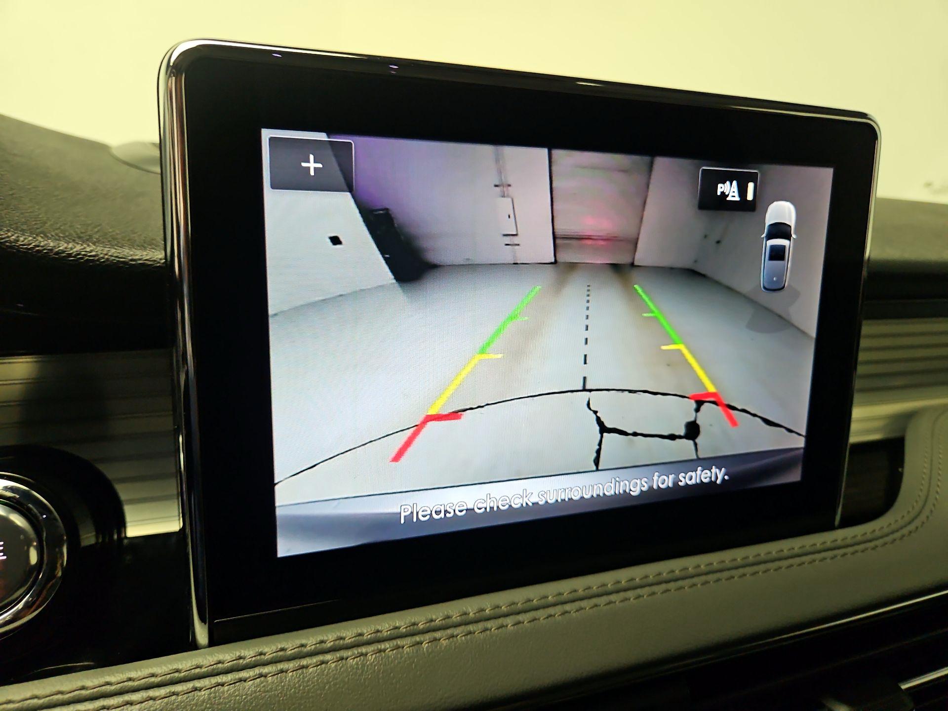 Thumbnail: 2020 Lincoln Corsair - 14